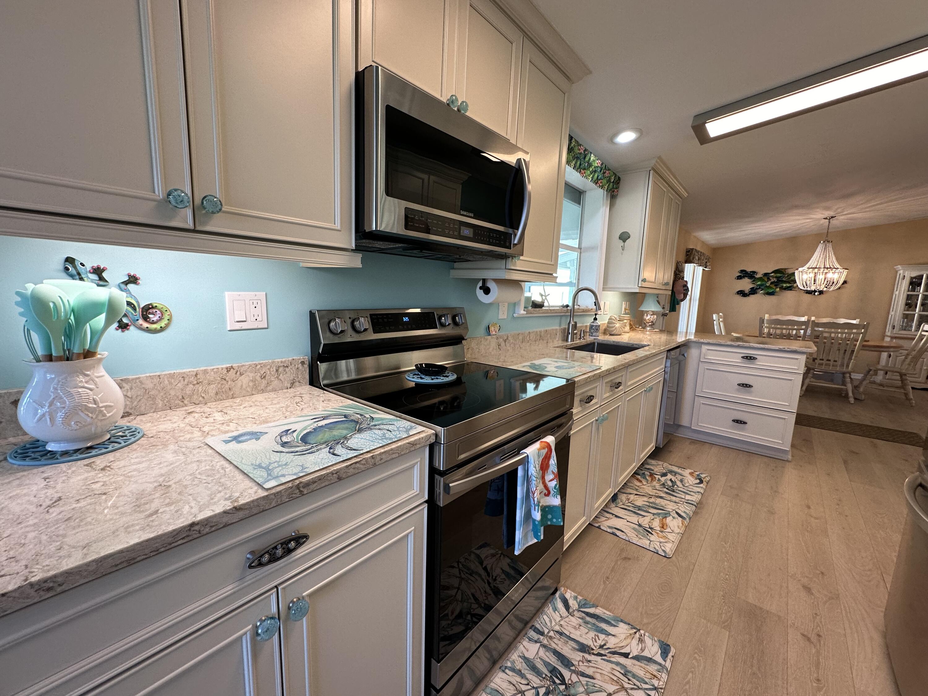 612 Marlin Circle