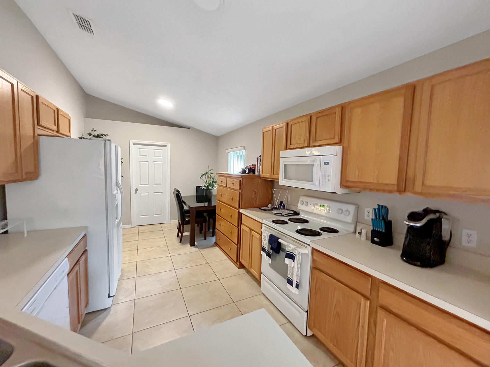 1736 La Maderia Drive