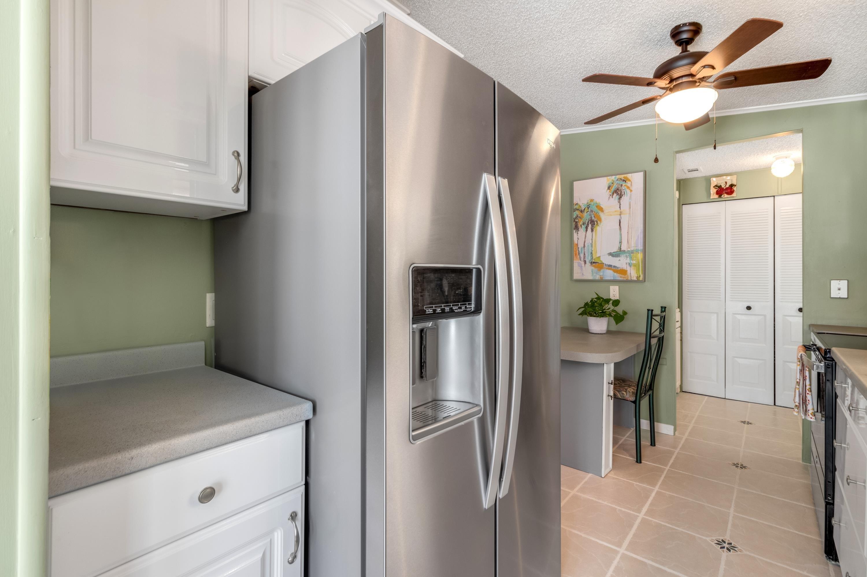 330 Papaya Circle