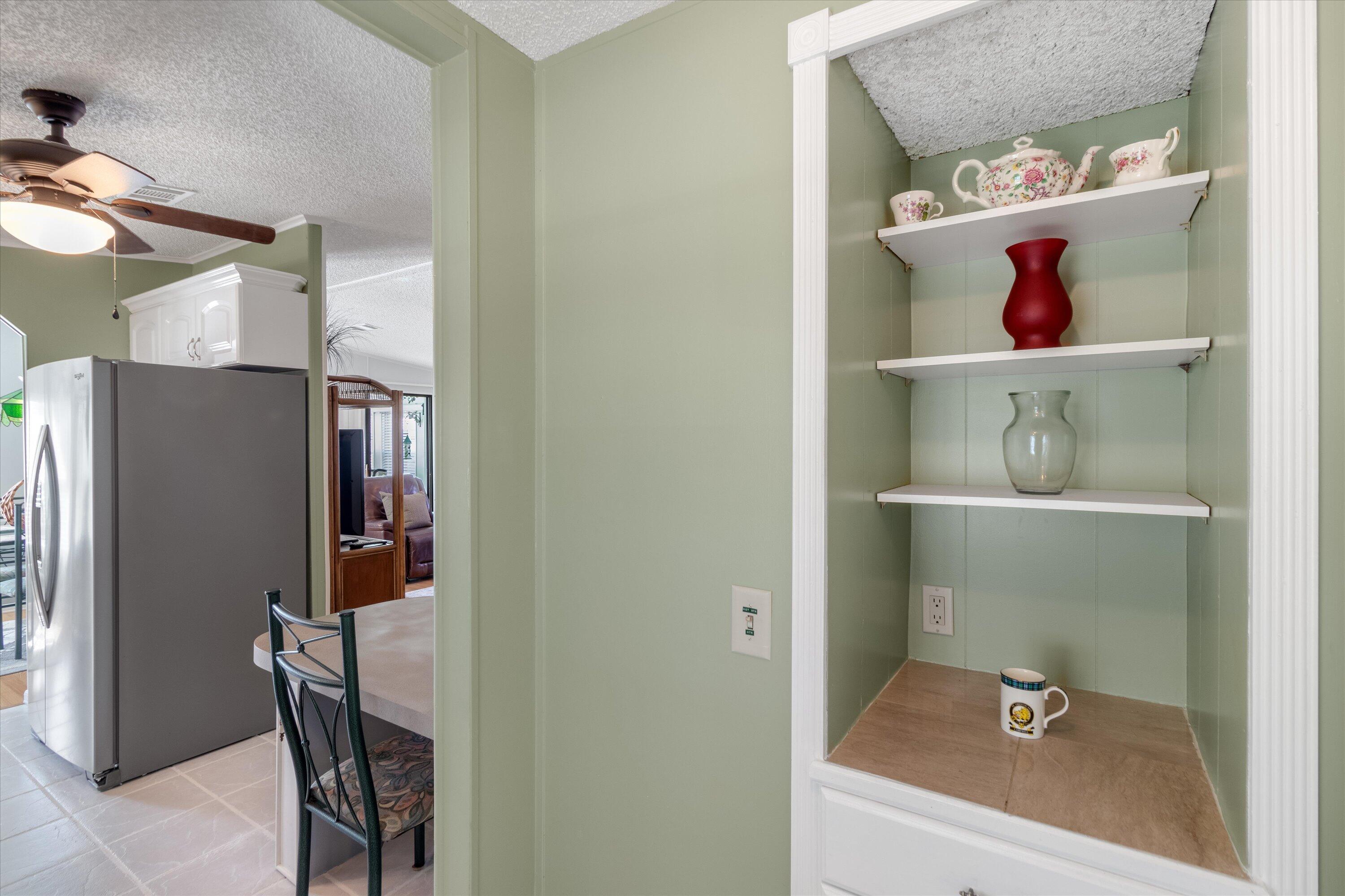 330 Papaya Circle