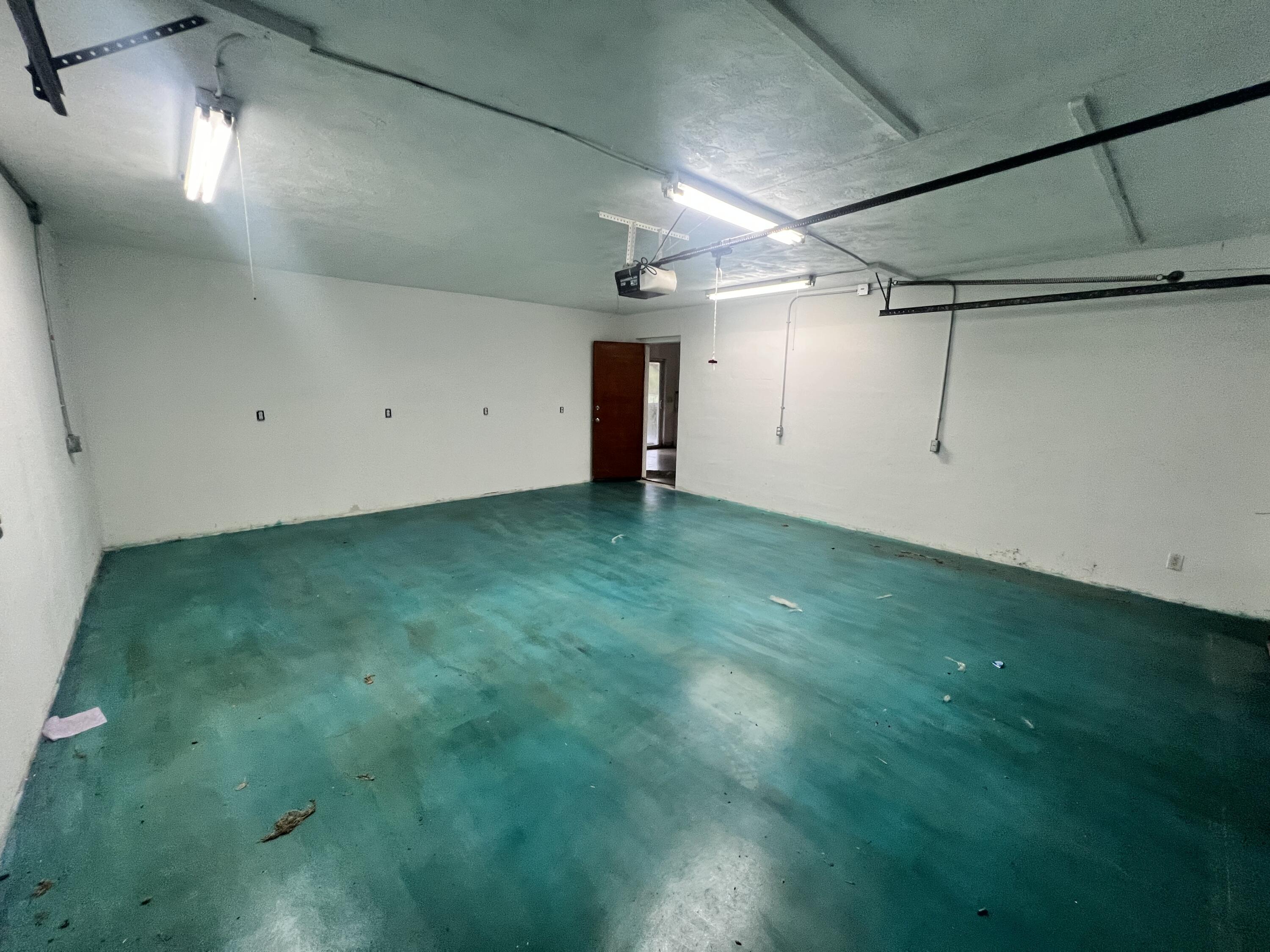 2480 Malabar Road