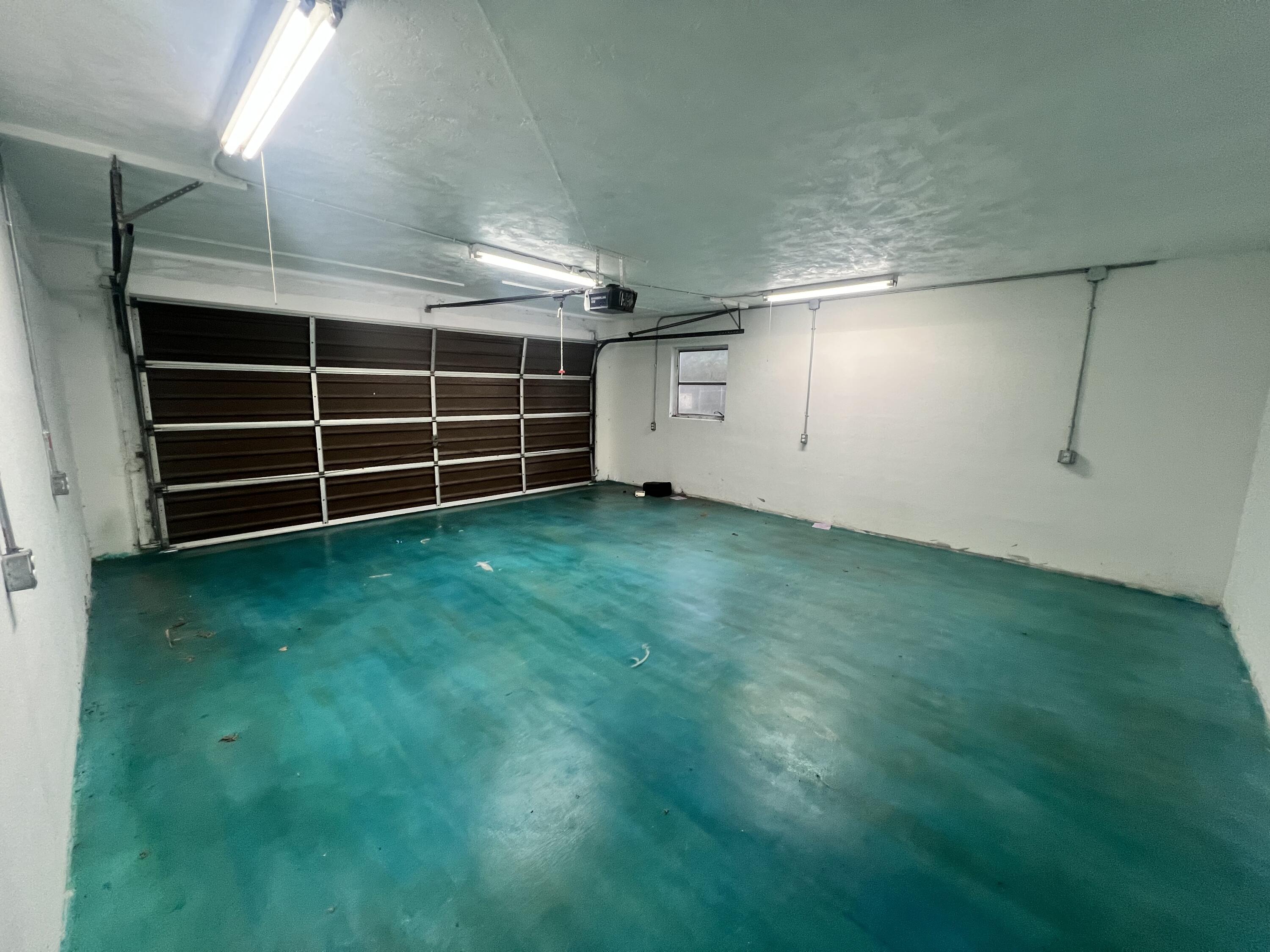2480 Malabar Road