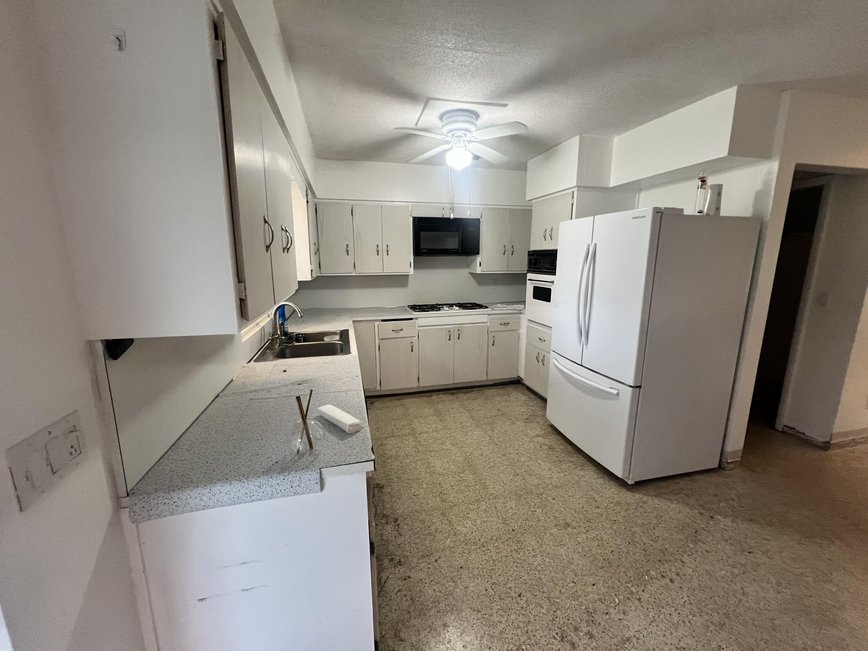 2480 Malabar Road