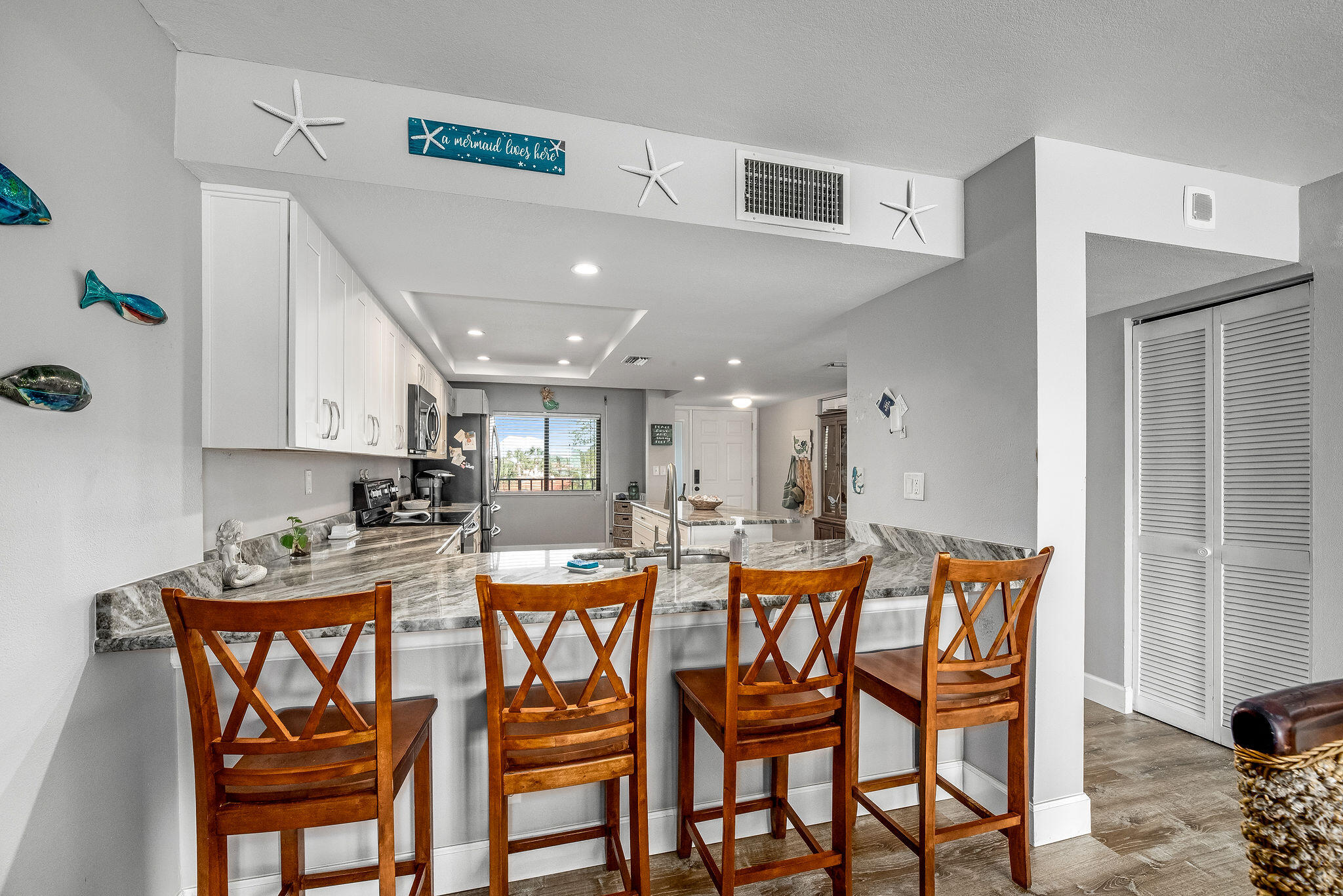 3220 River Villa, 121