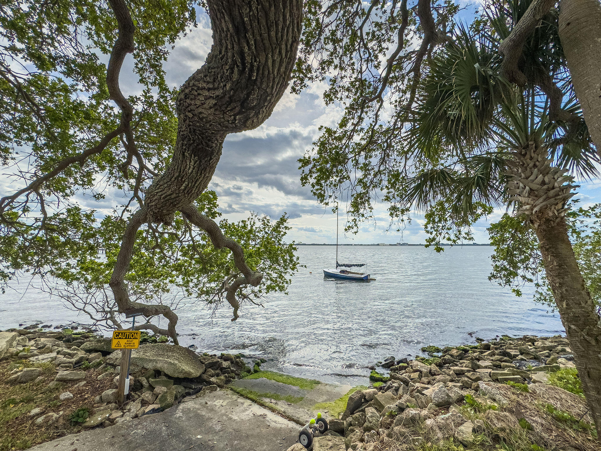 3220 River Villa, 121