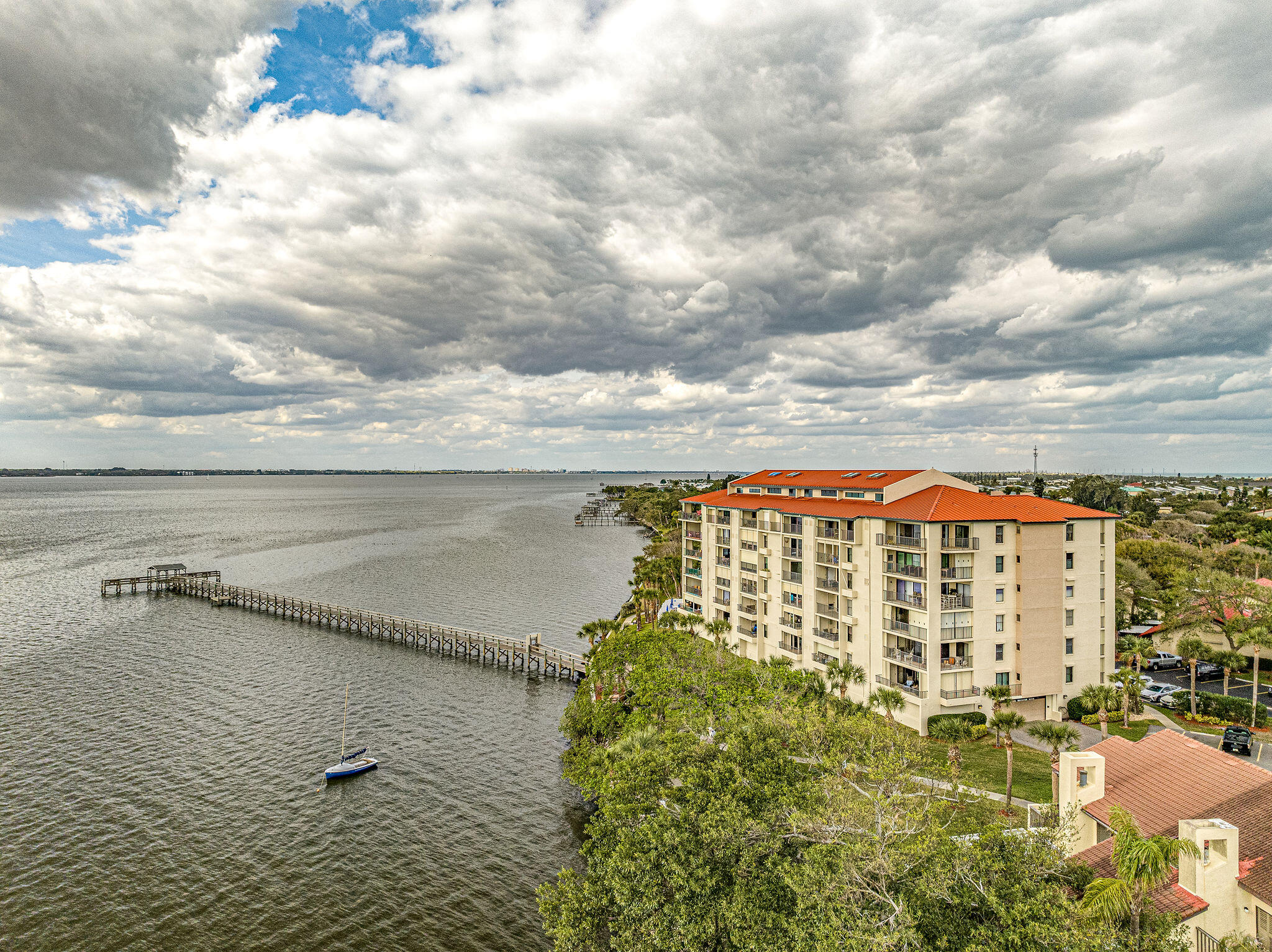 3220 River Villa, 121