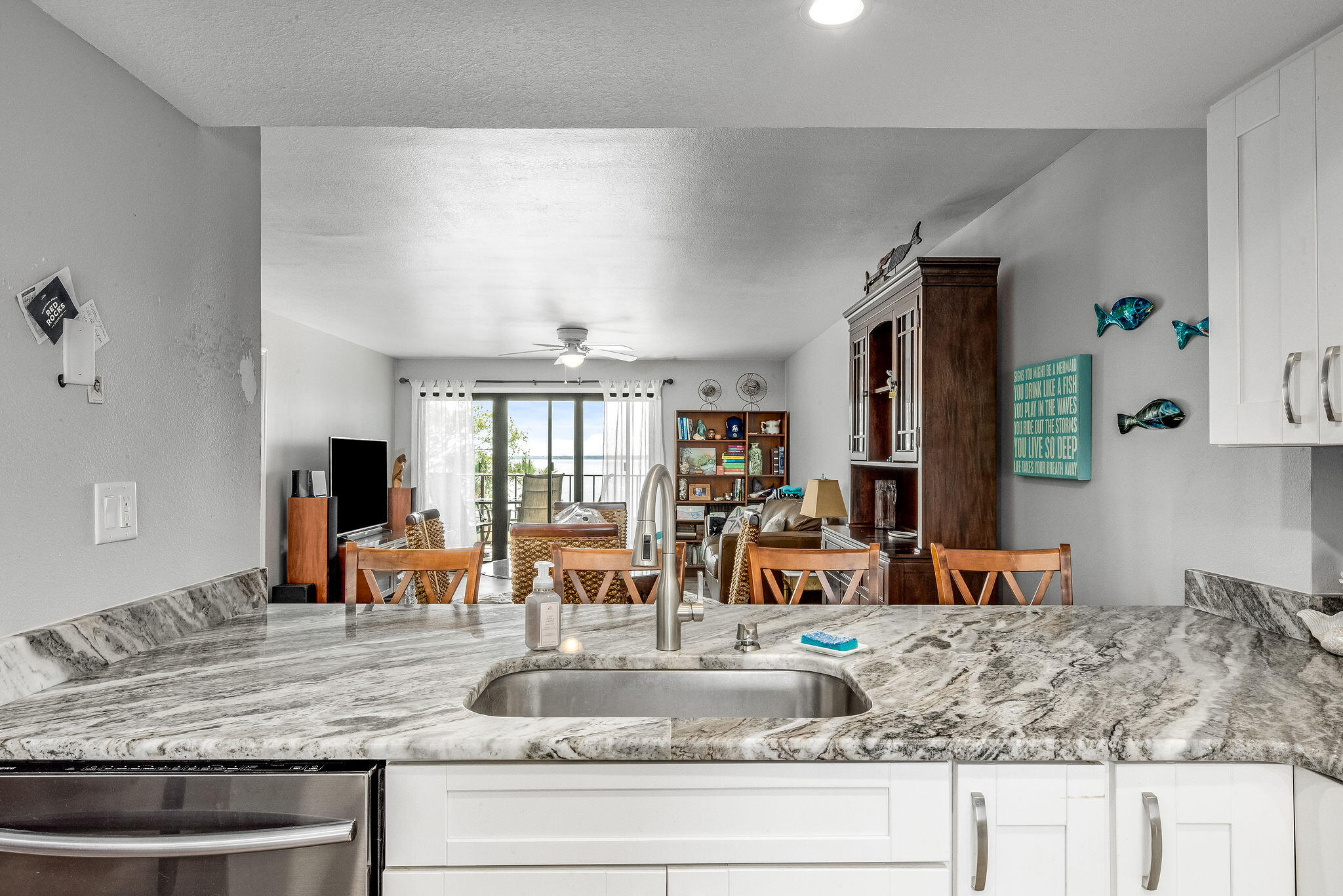 3220 River Villa, 121