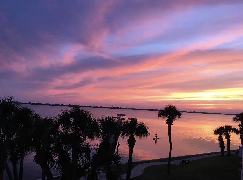 3220 River Villa, 121