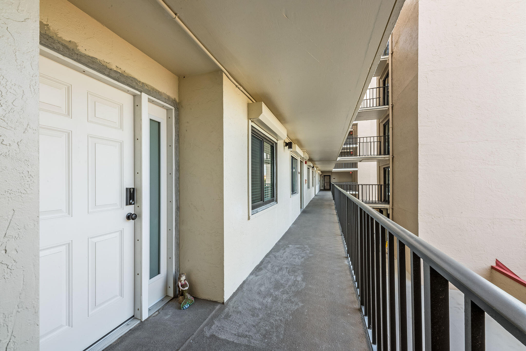 3220 River Villa, 121