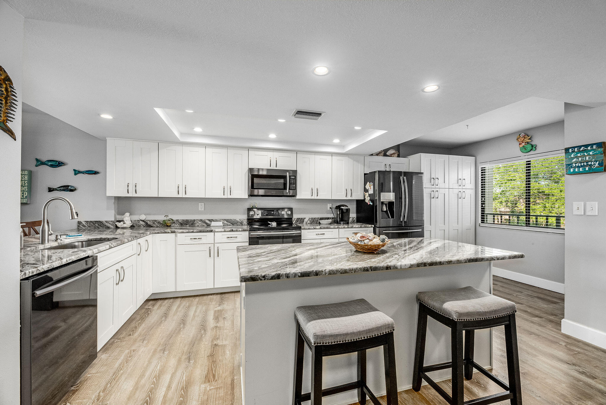 3220 River Villa, 121