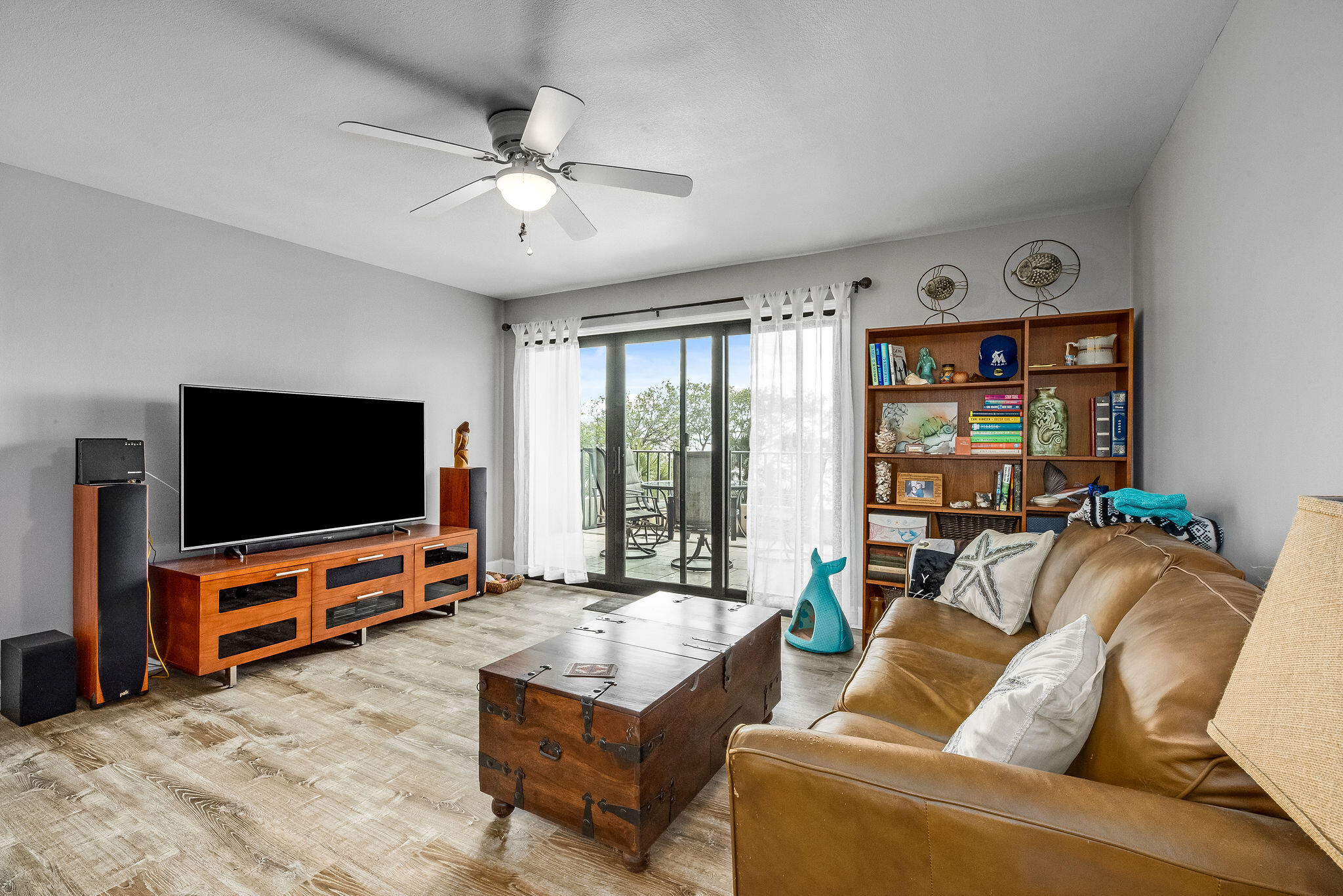 3220 River Villa, 121