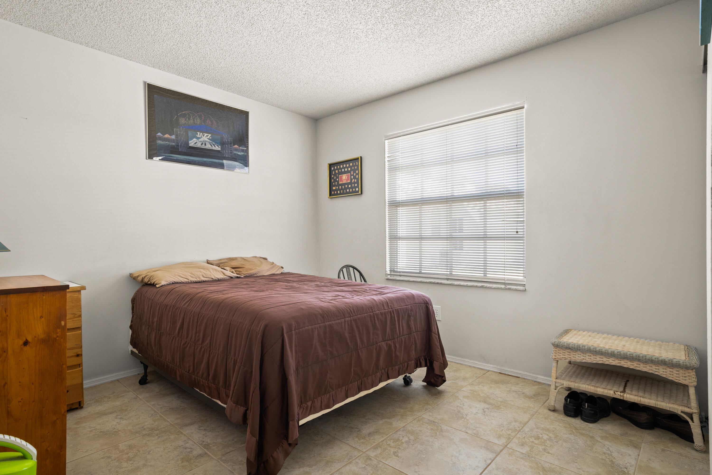 2006 Bluestem Circle NE