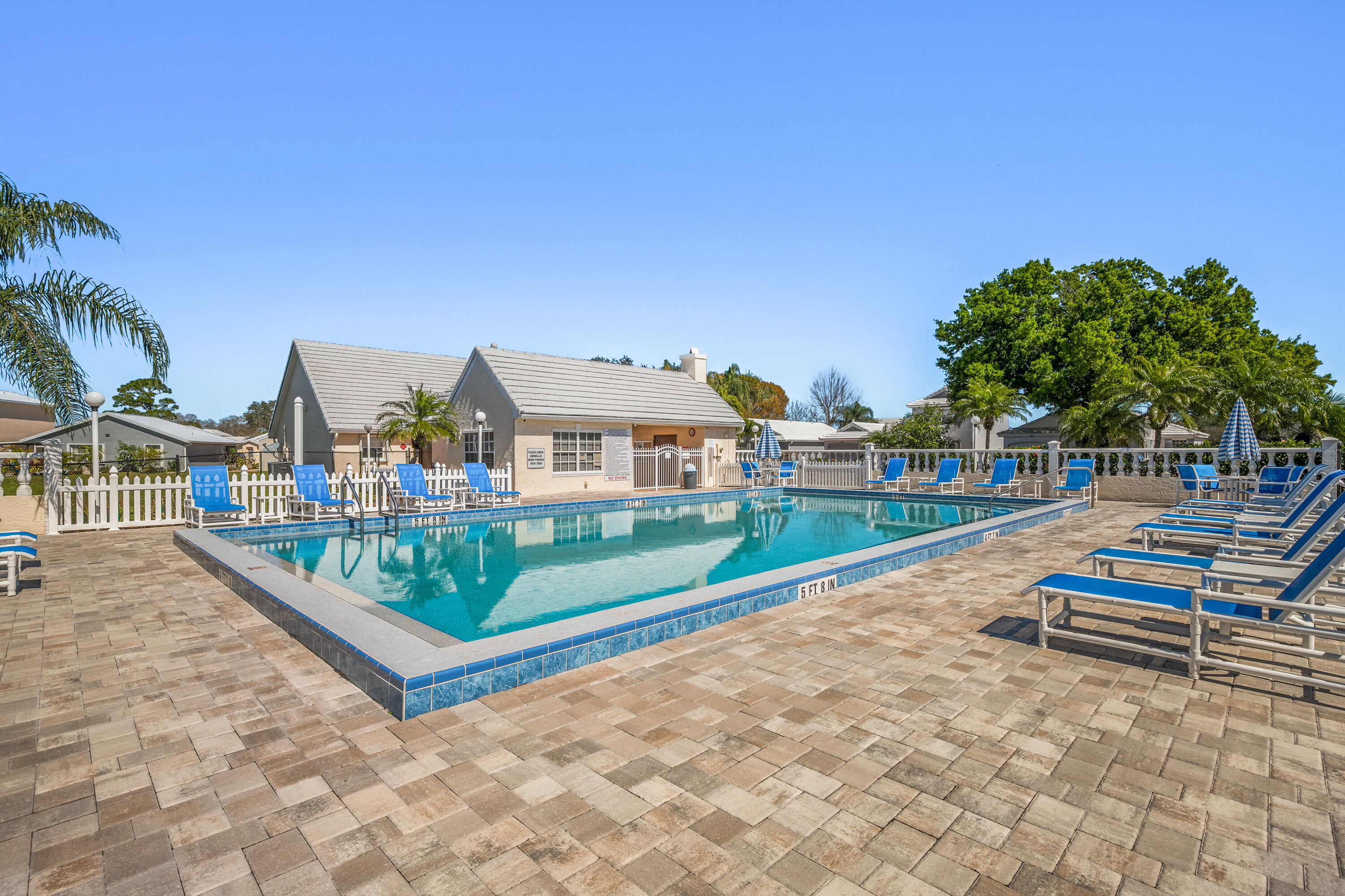 2006 Bluestem Circle NE