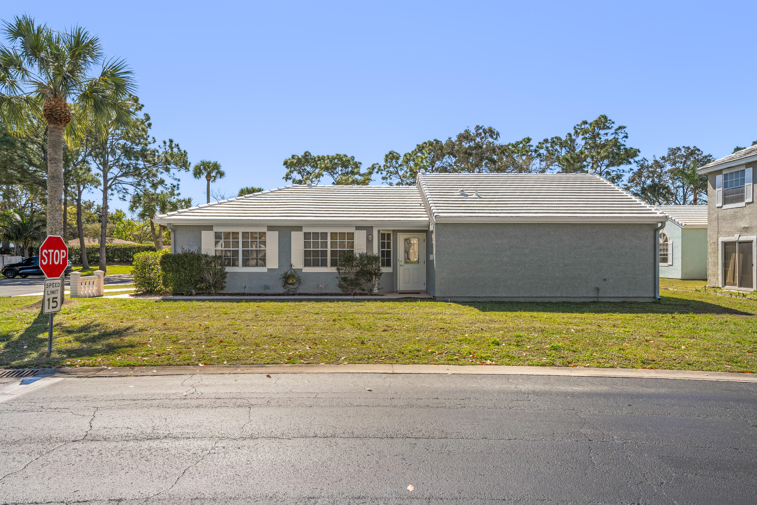 2006 Bluestem Circle NE