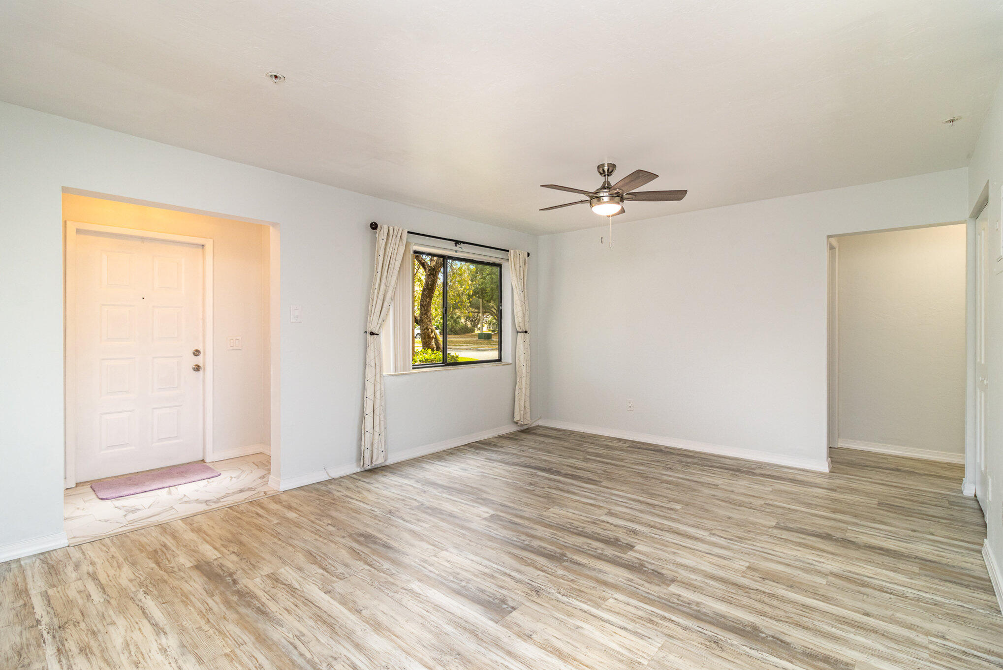 7817 Shadowood Drive, 204