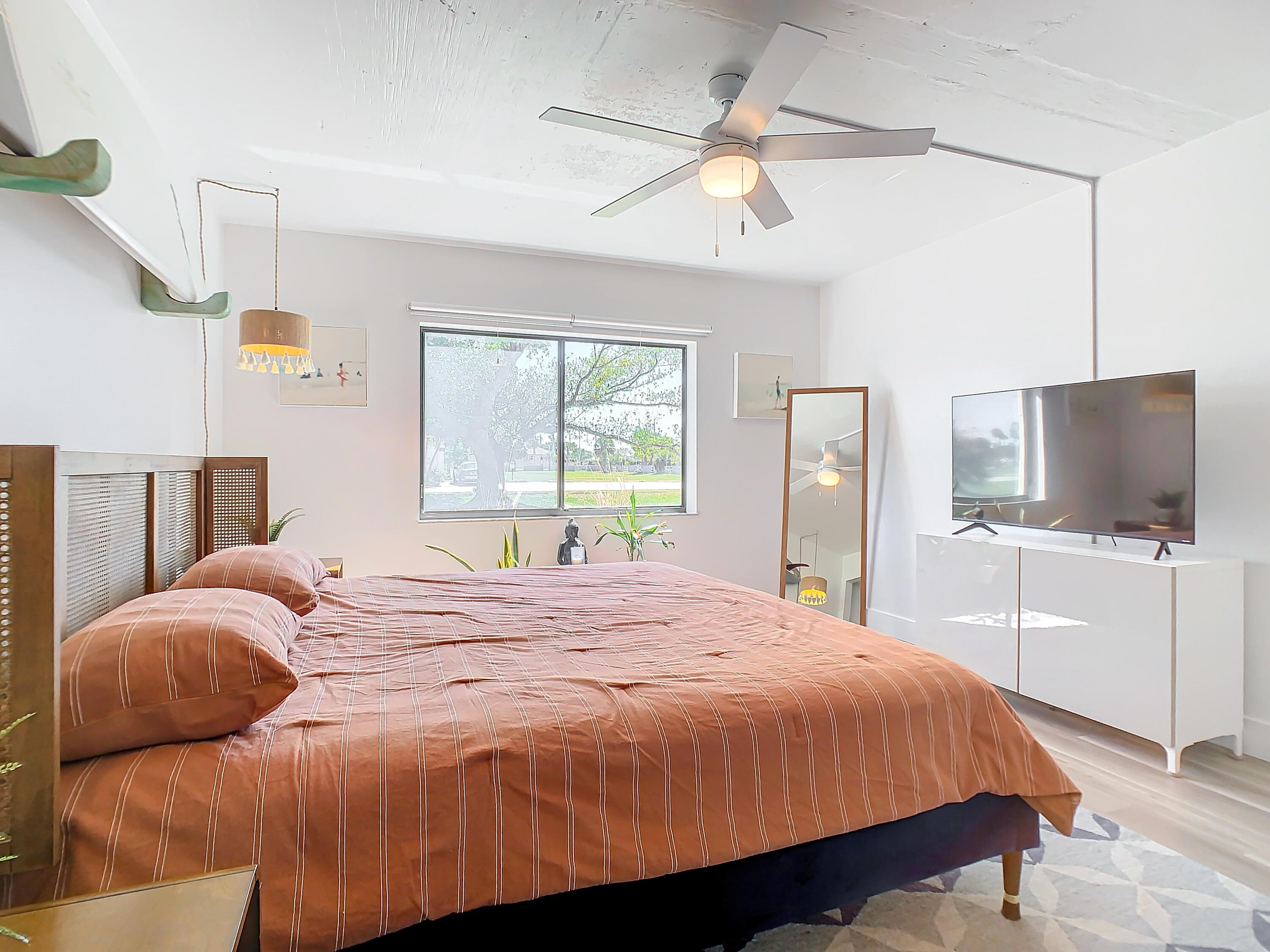333 S Patrick Drive, 13
