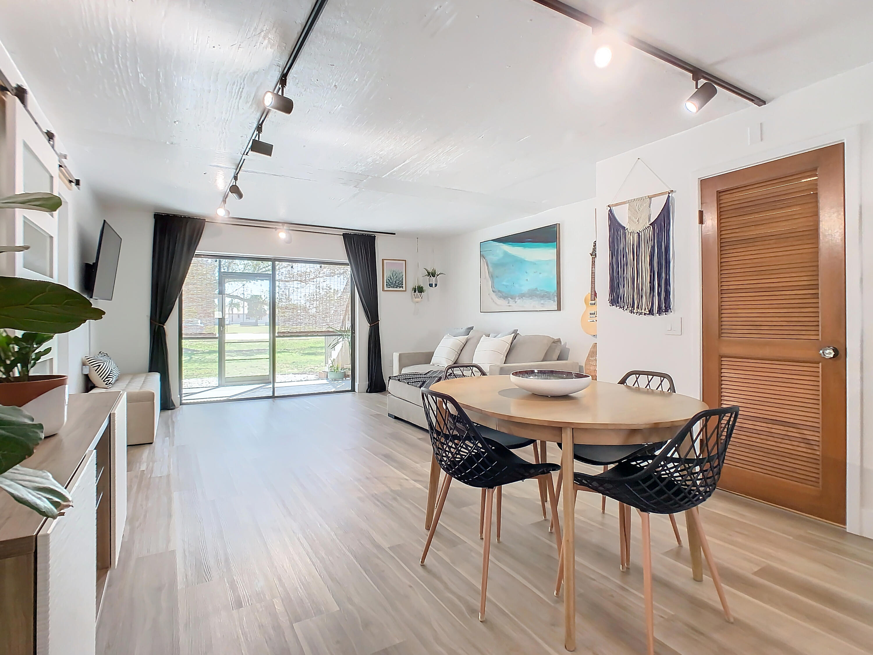333 S Patrick Drive, 13
