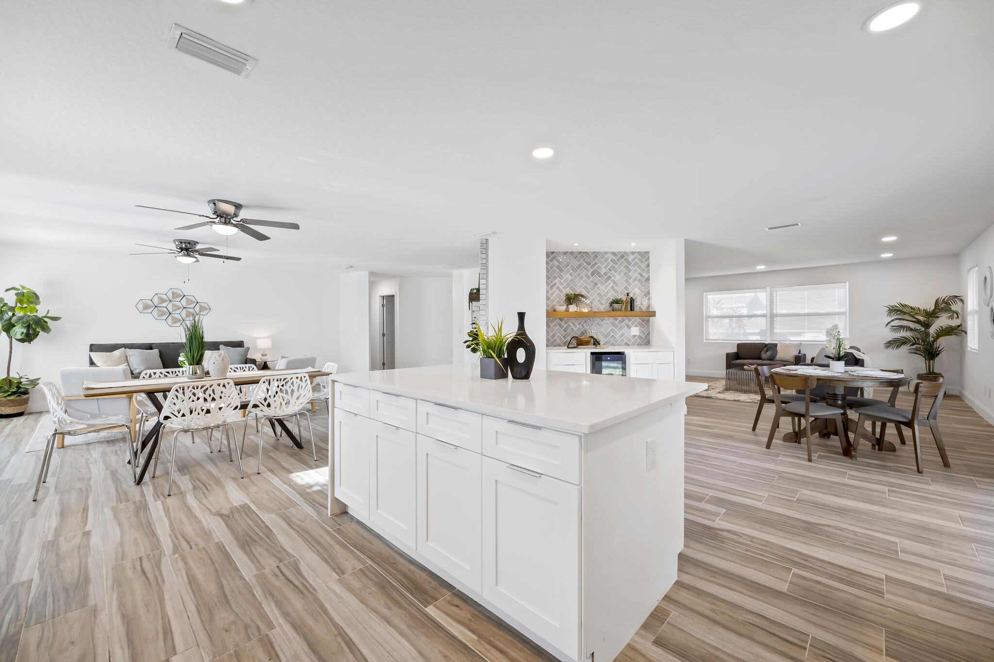 3215 Buckingham Lane