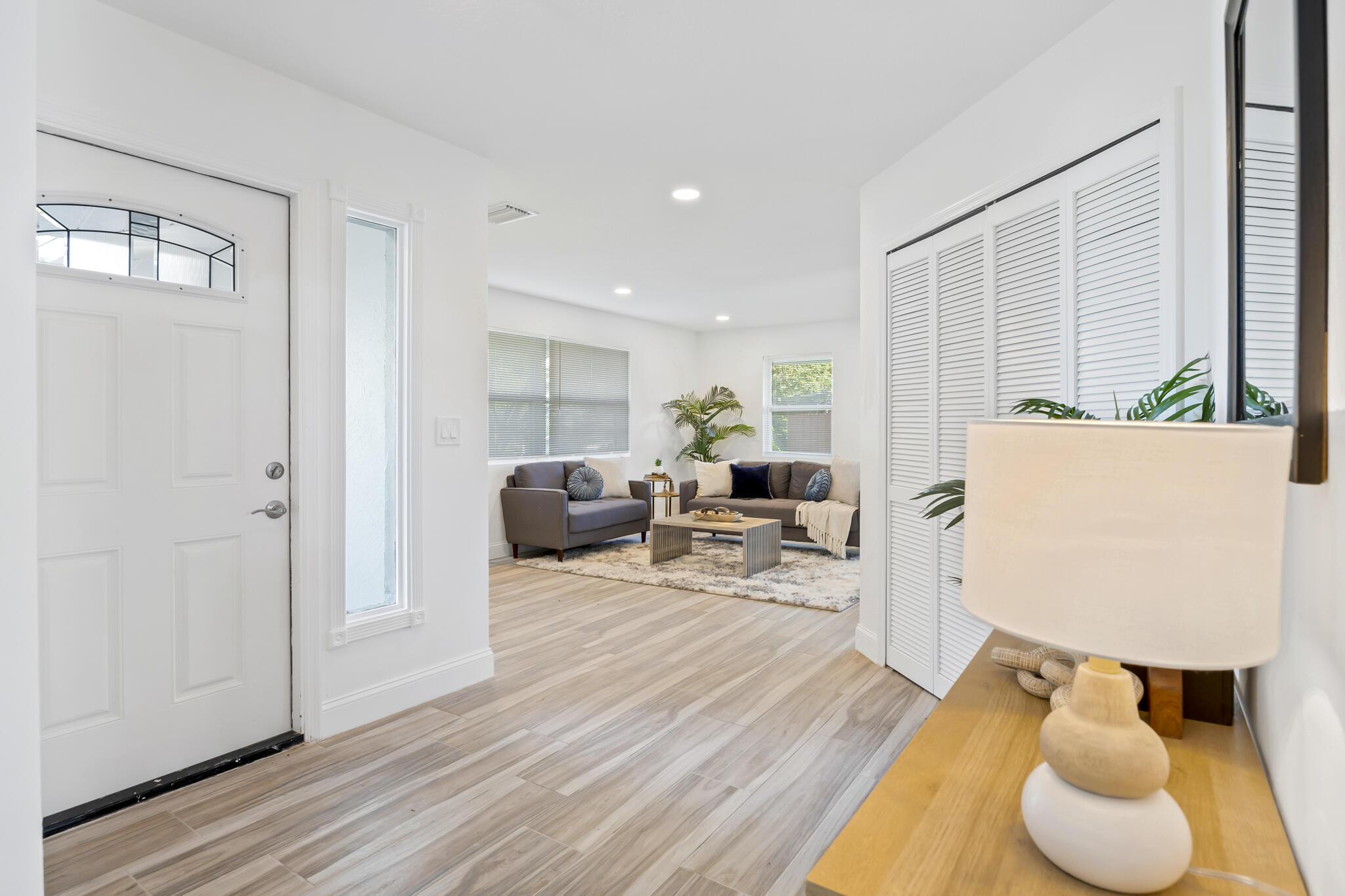 3215 Buckingham Lane