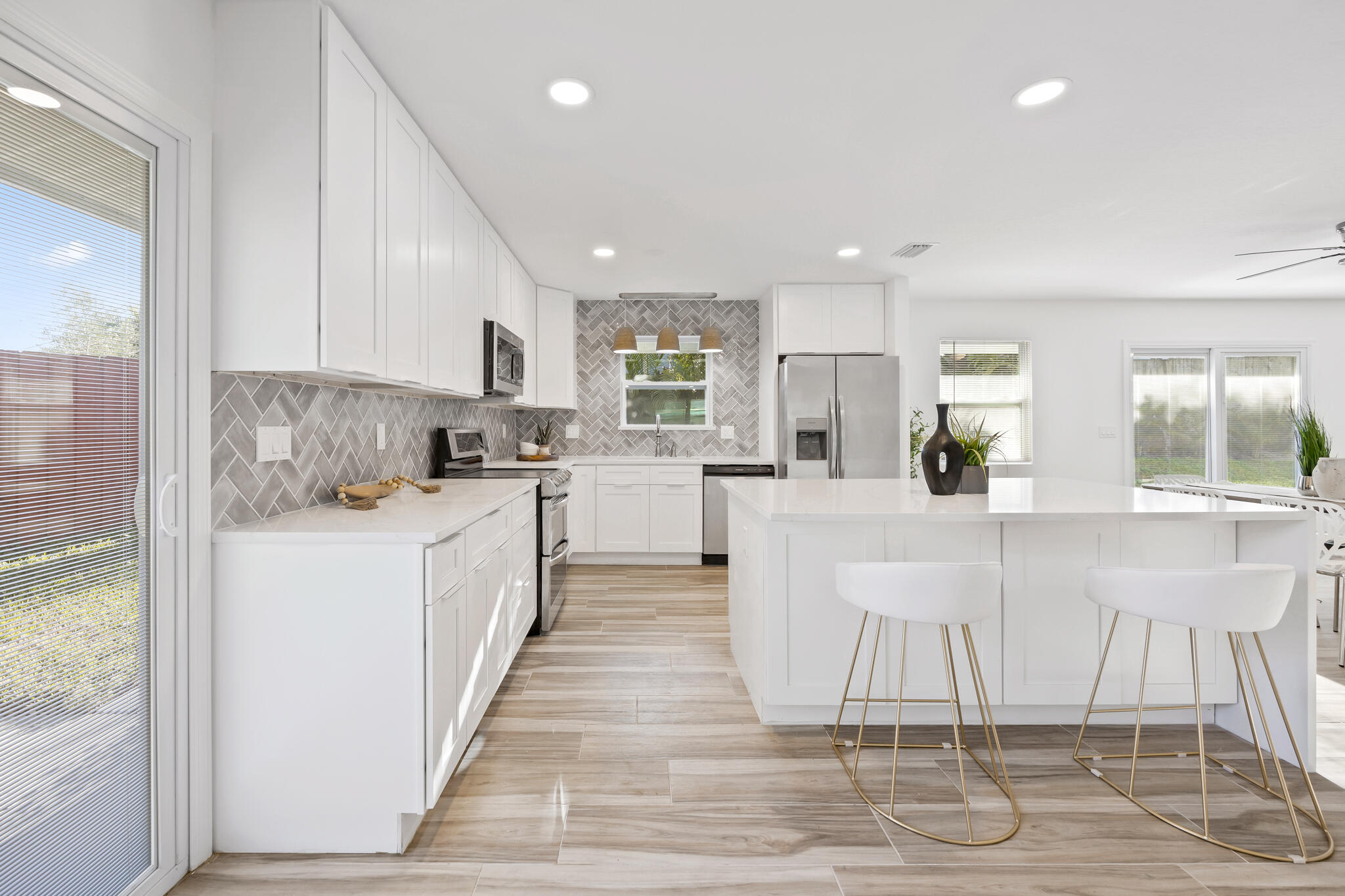 3215 Buckingham Lane