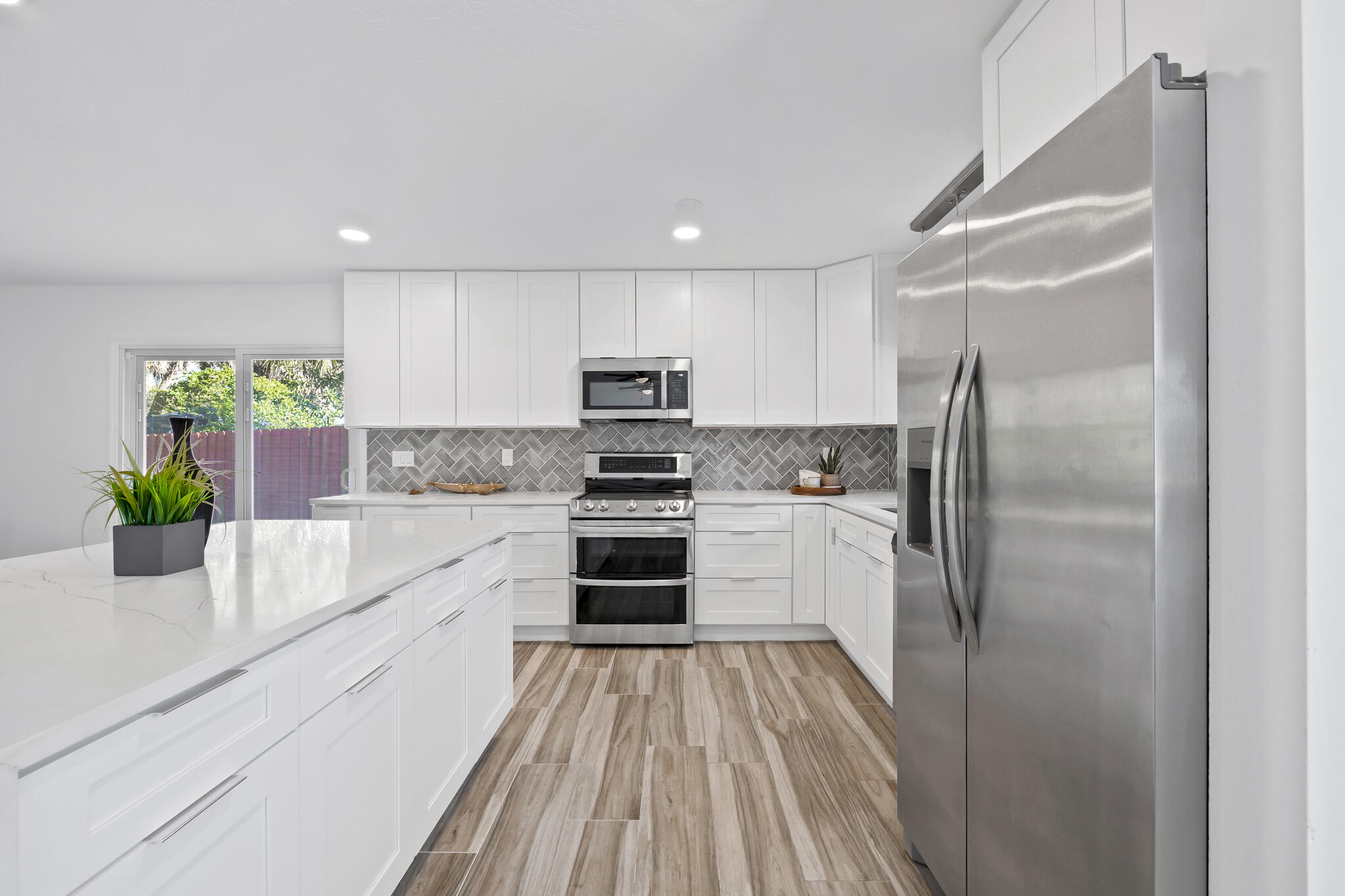 3215 Buckingham Lane