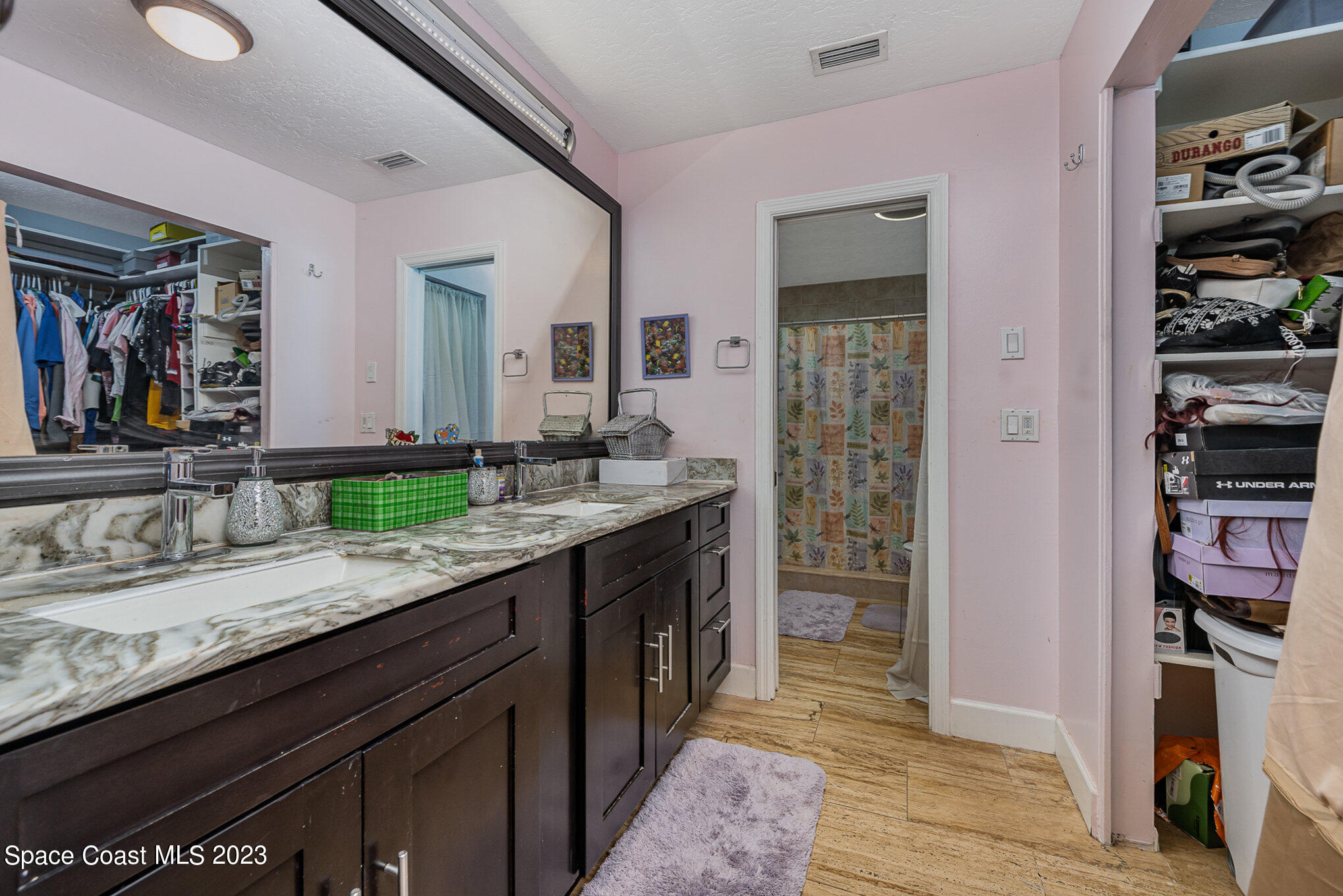 1368 Prospect Circle NE