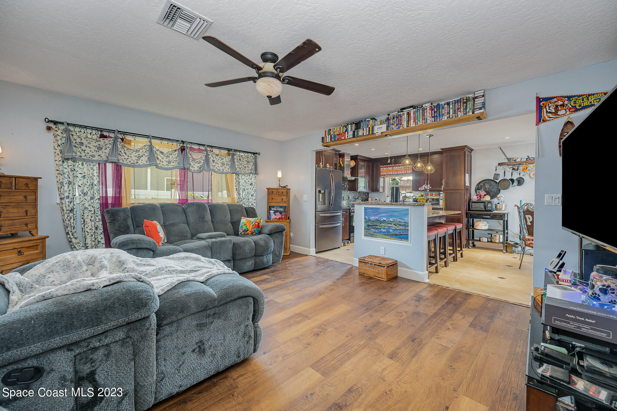 1368 Prospect Circle NE