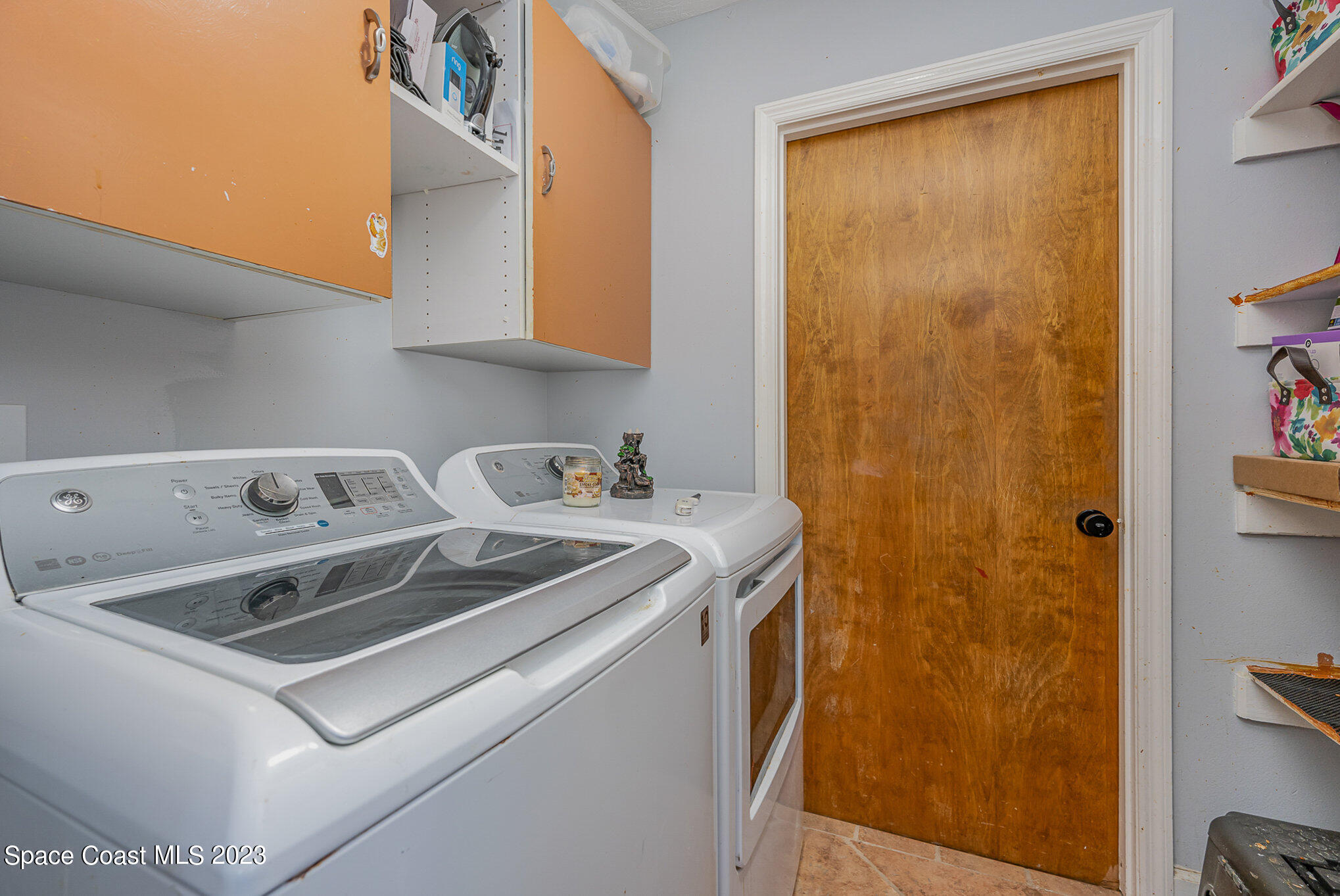 1368 Prospect Circle NE