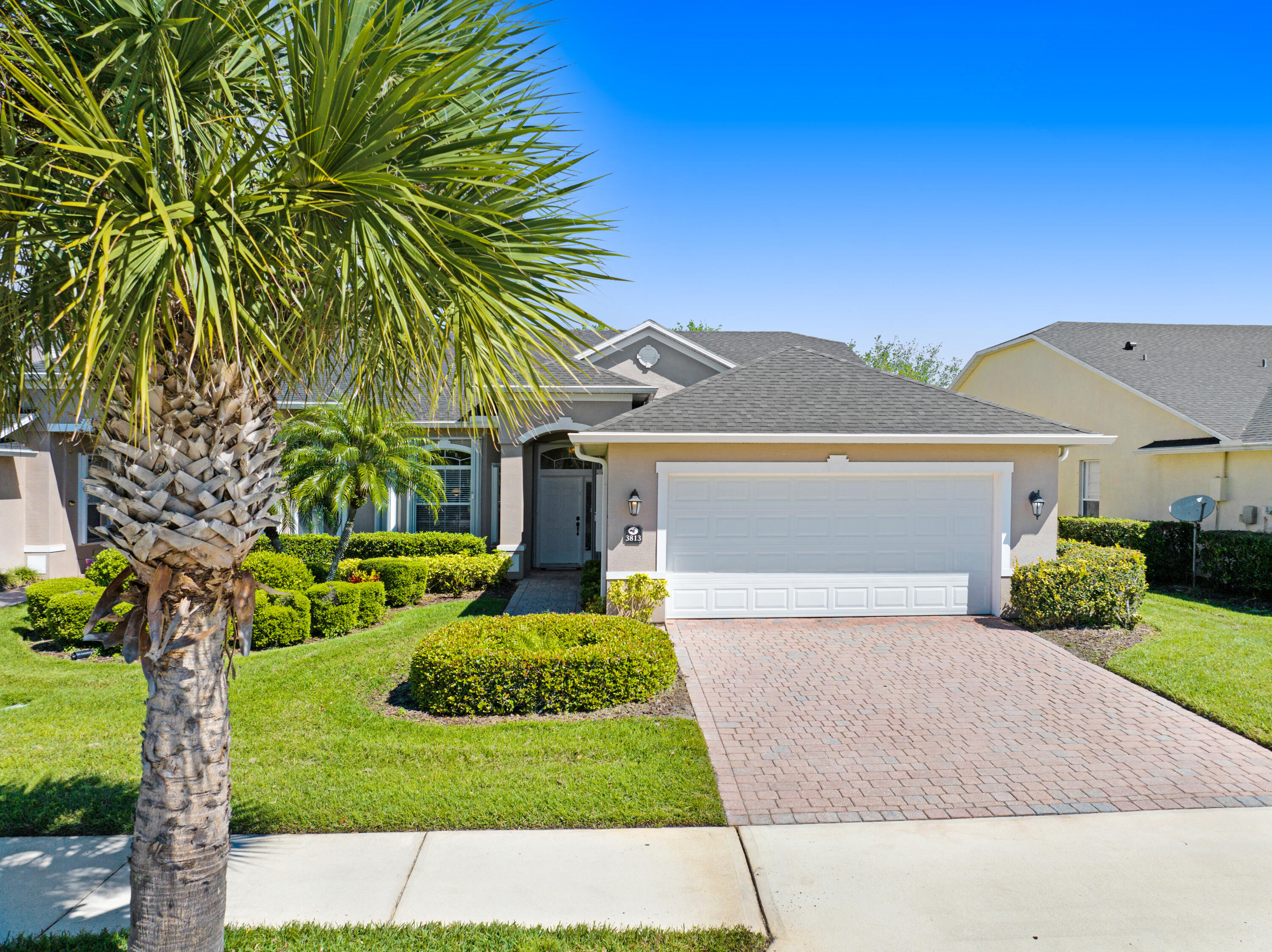 3813 Carambola Circle