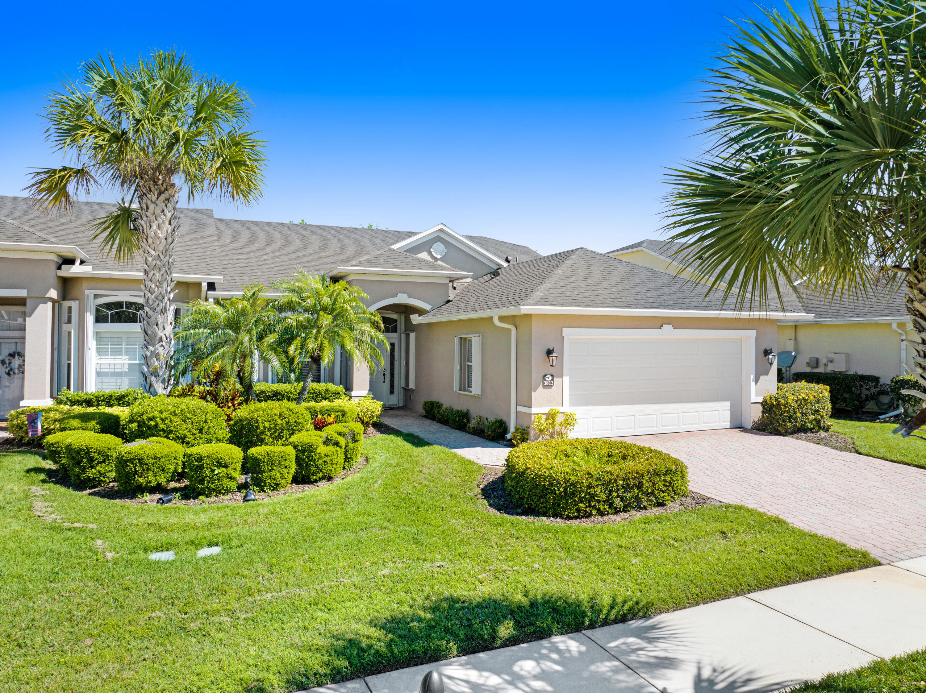 3813 Carambola Circle