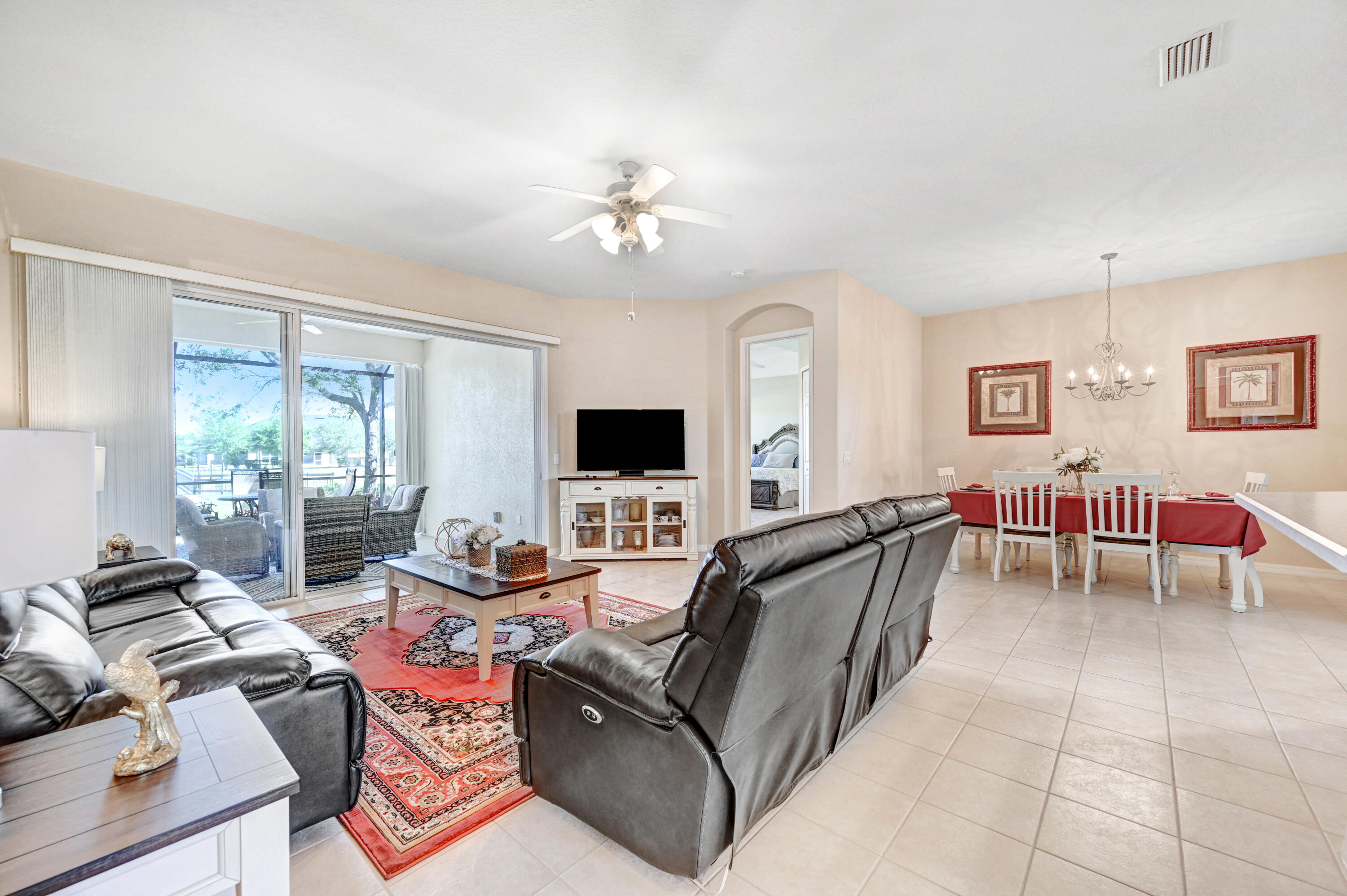 3813 Carambola Circle