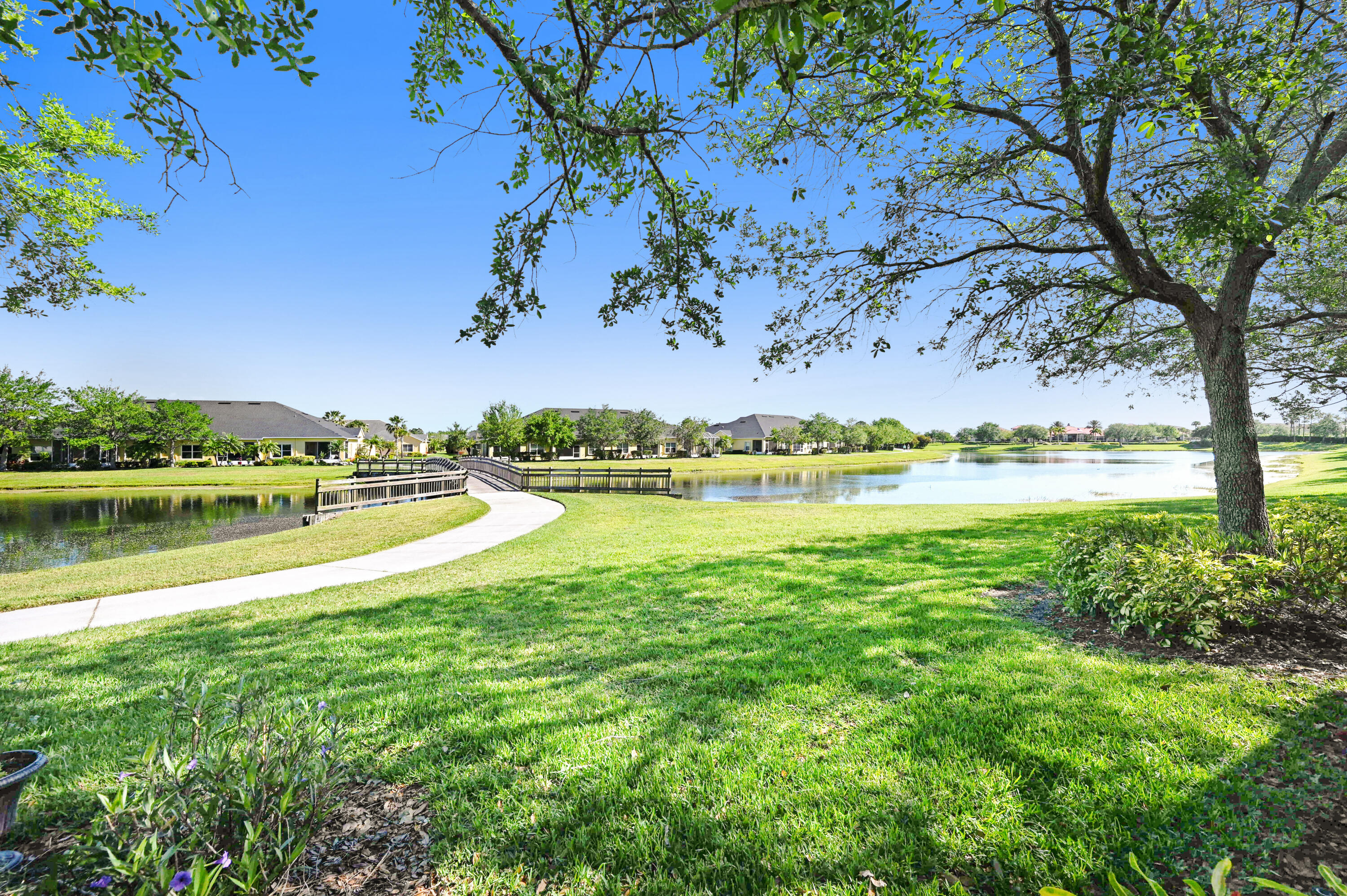 3813 Carambola Circle