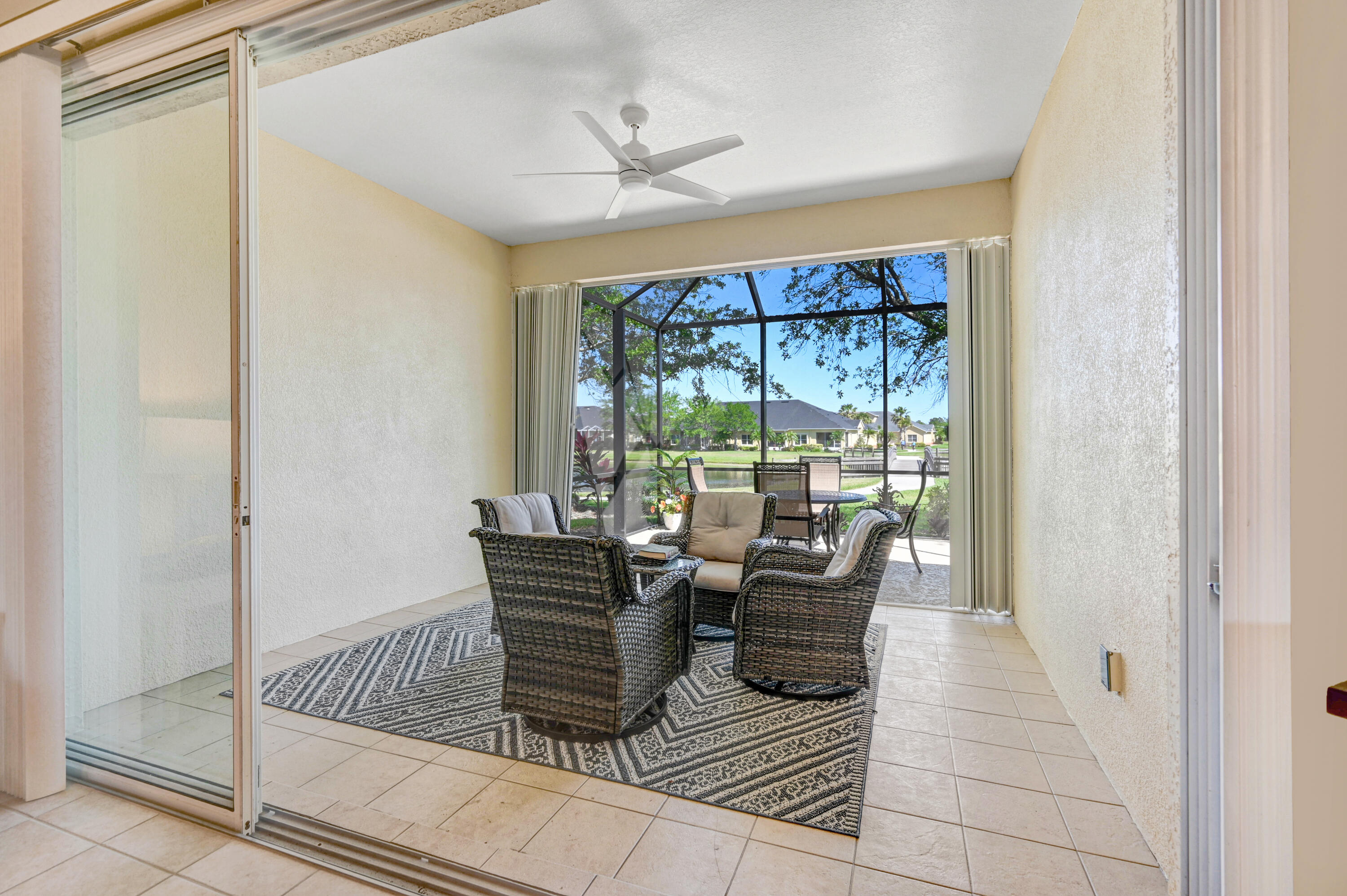 3813 Carambola Circle