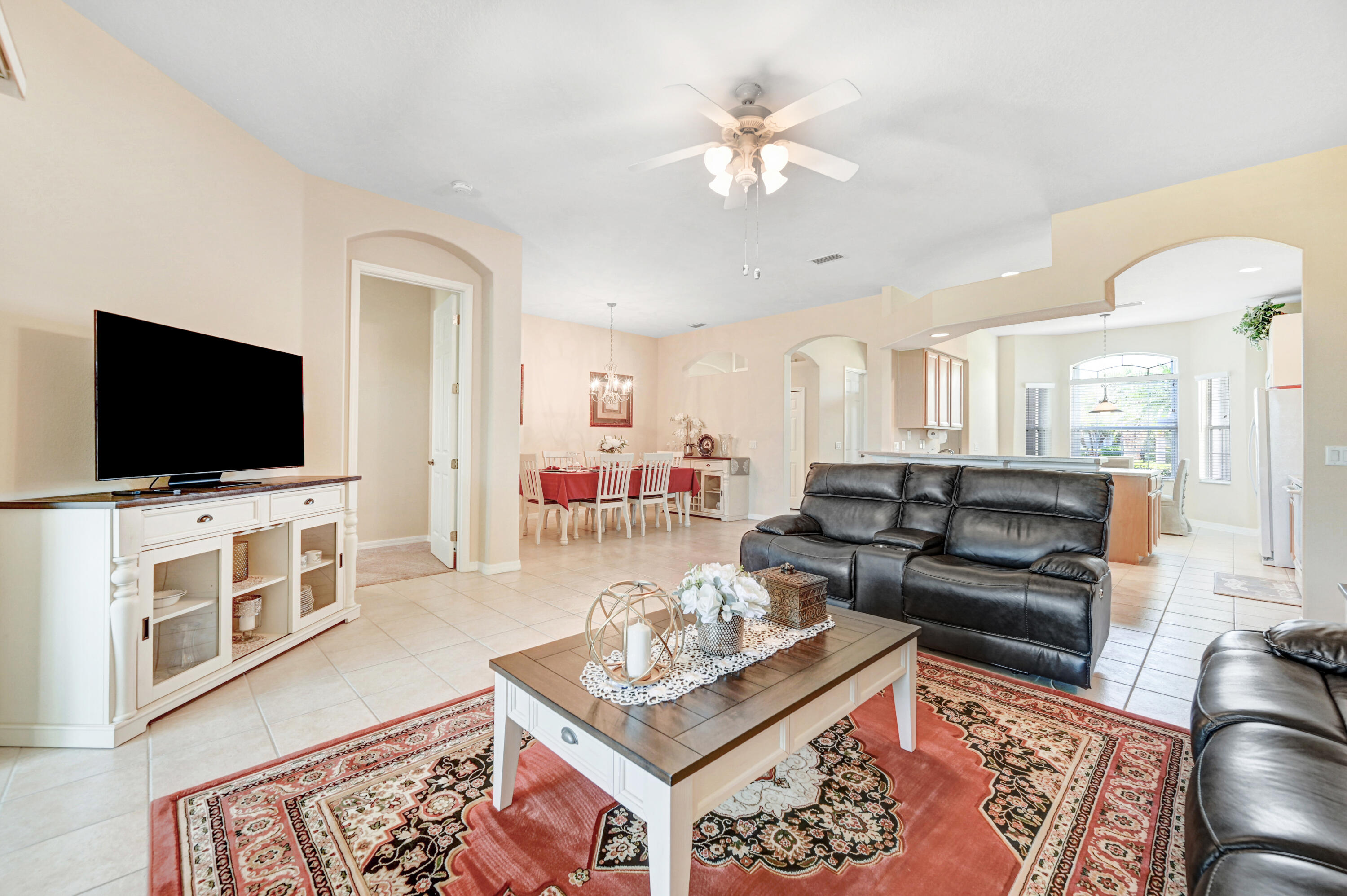 3813 Carambola Circle