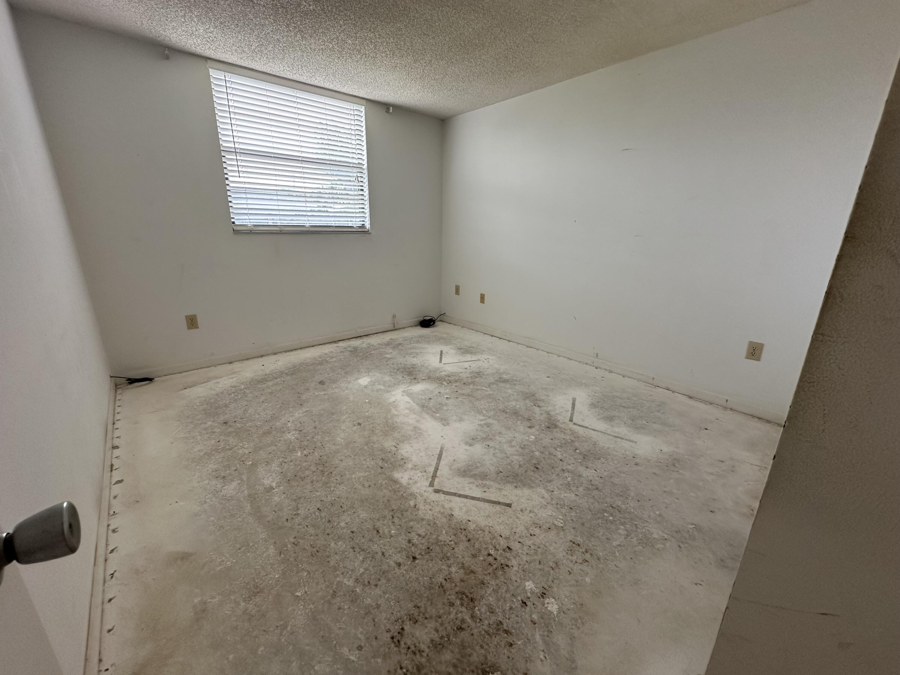 2700 N Highway A1a, 21-103