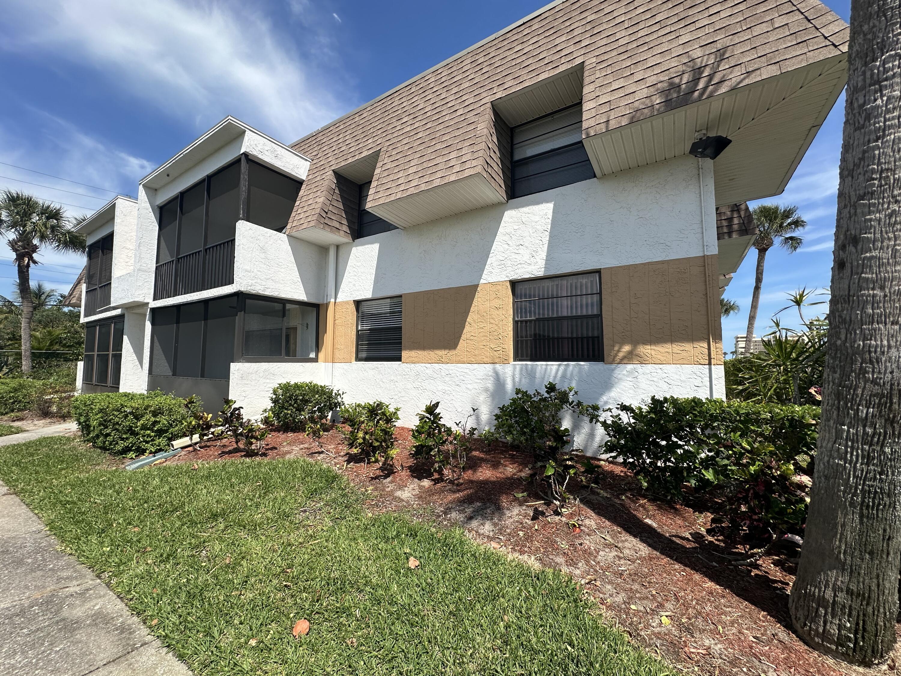 2700 N Highway A1a, 21-103