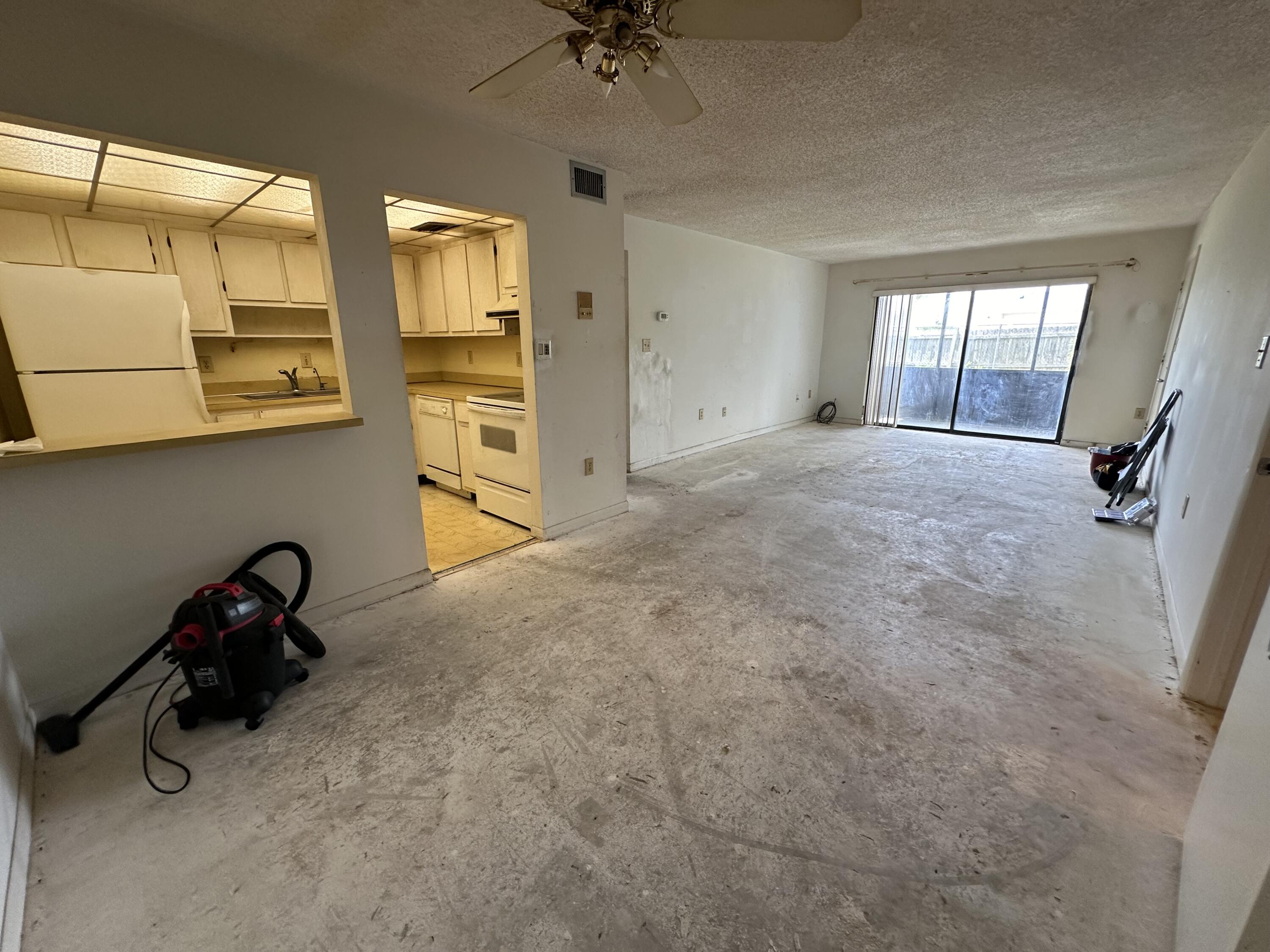 2700 N Highway A1a, 21-103