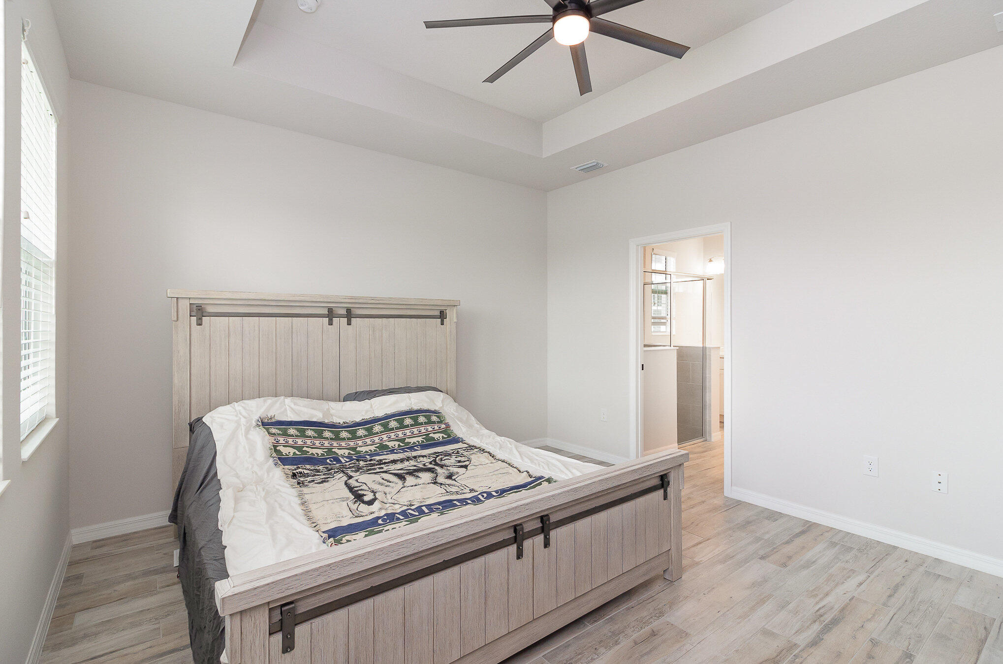 2406 Kamin Drive