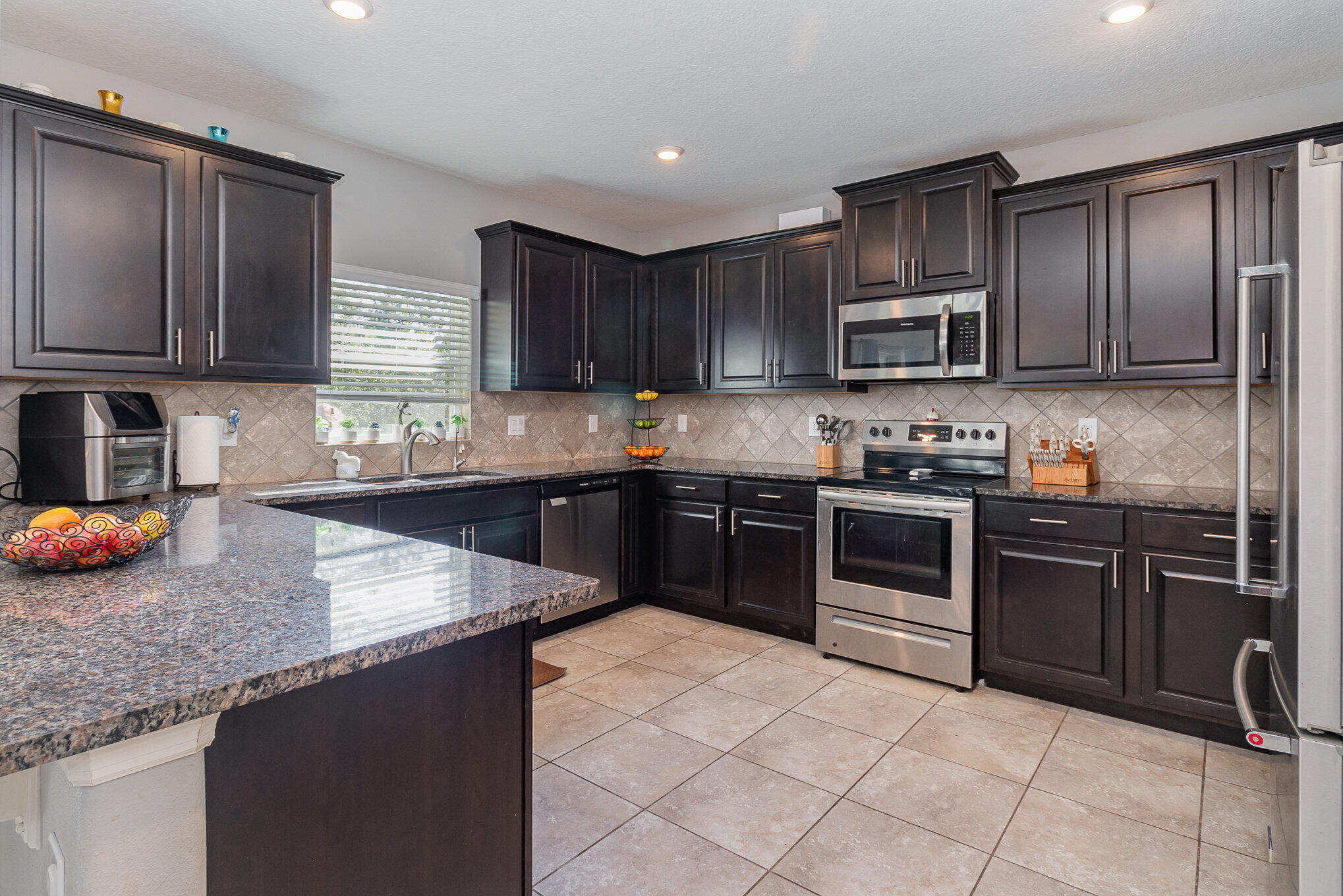 581 Easton Forest Circle SE