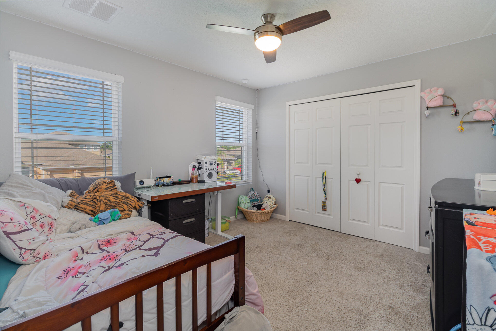 581 Easton Forest Circle SE