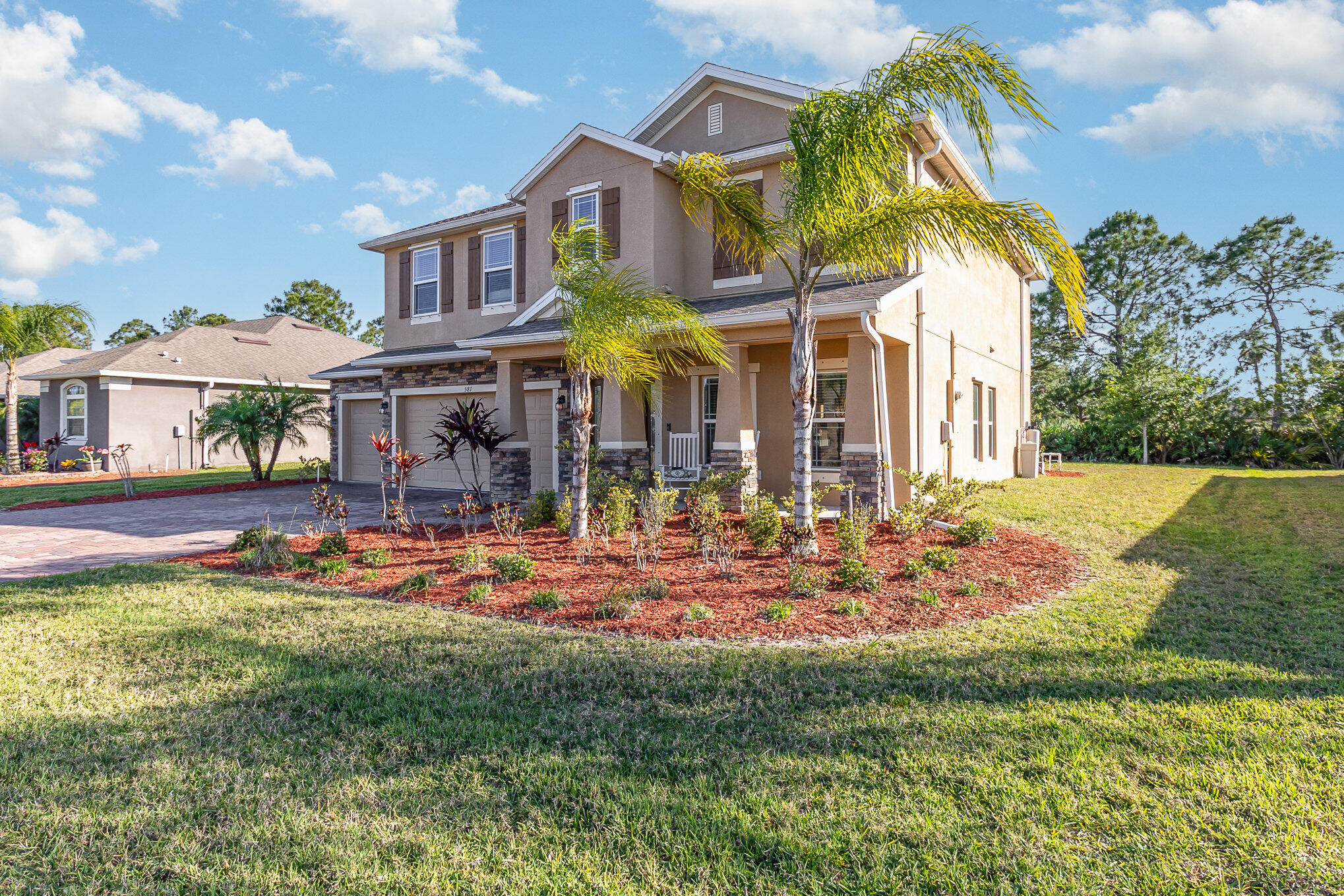 581 Easton Forest Circle SE