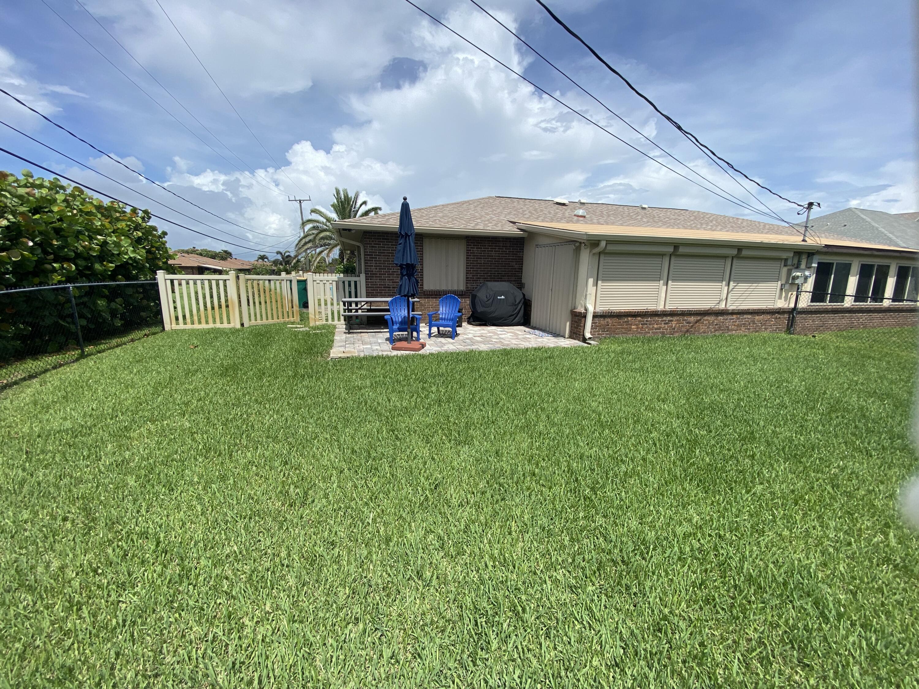 5289 Palm Drive