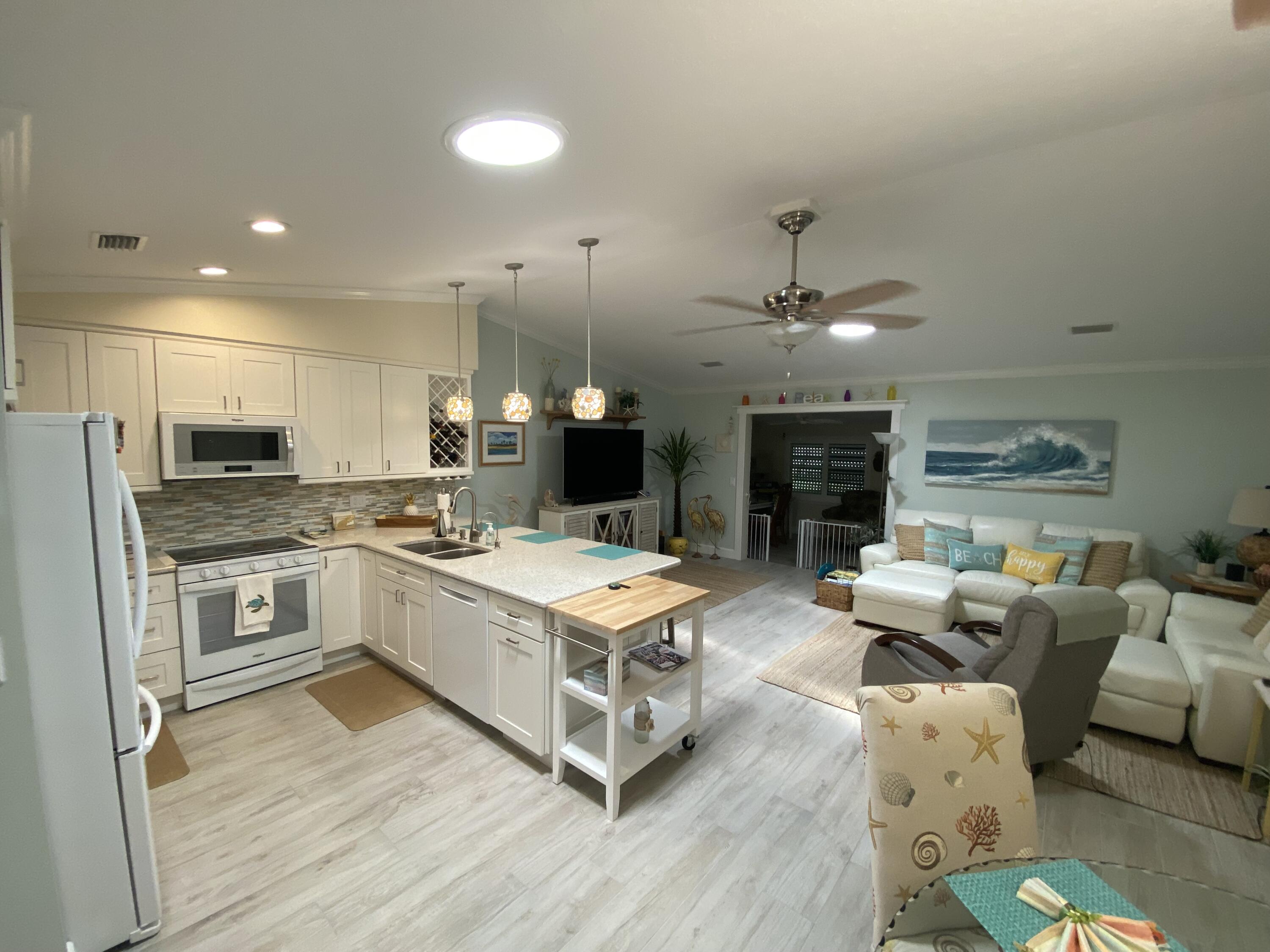 5289 Palm Drive