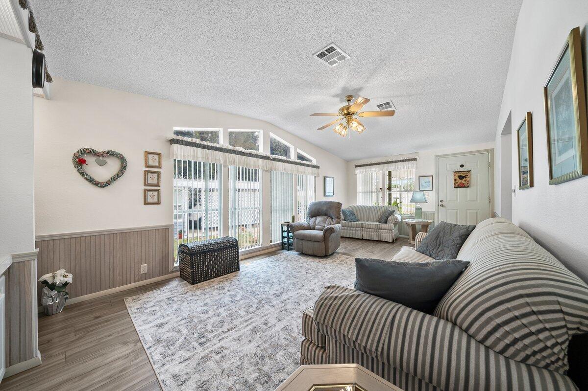 1241 Caber Court NE, 2
