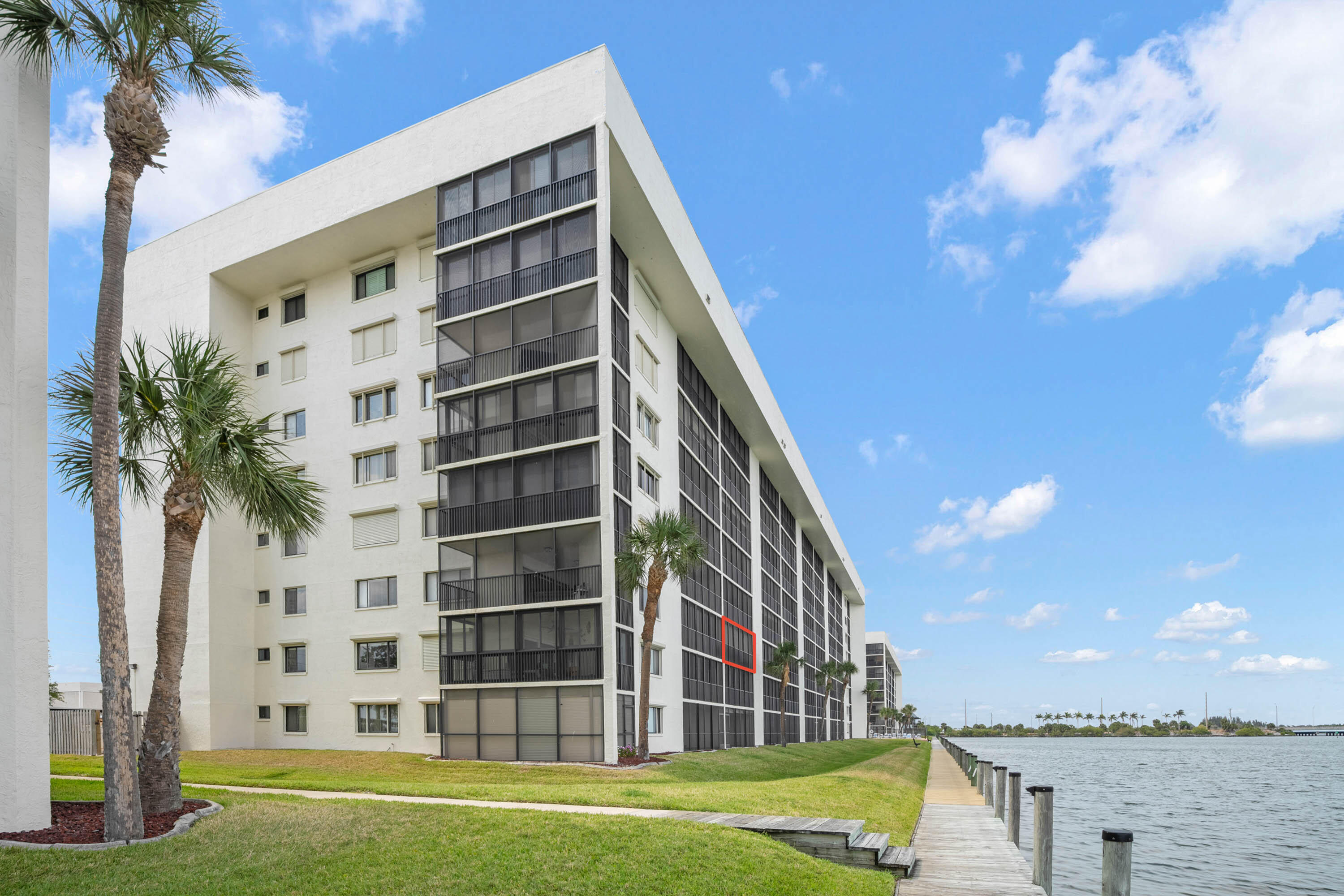 250 S Sykes Creek Parkway, 308