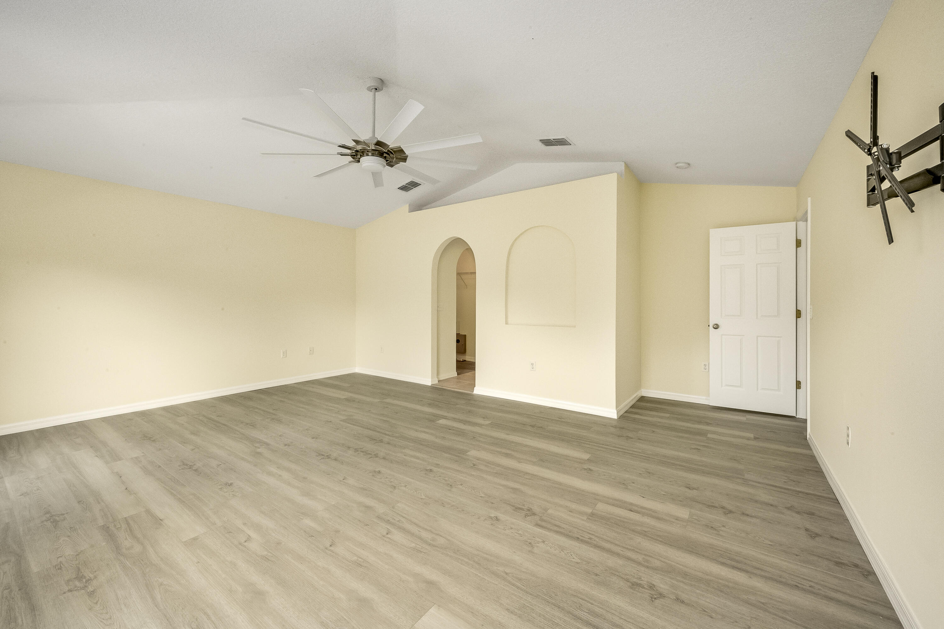 4605 Elena Way
