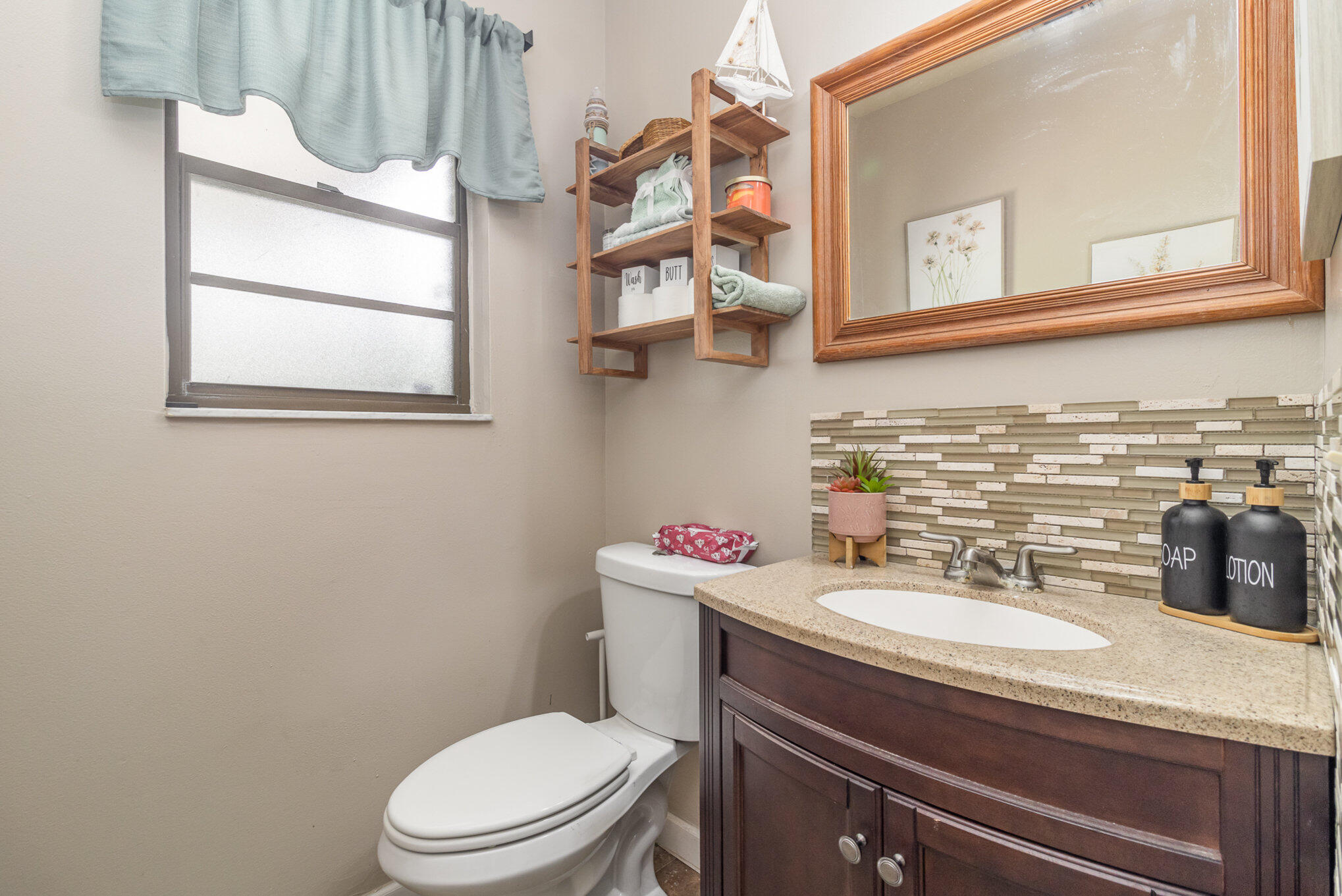 151 Greenbrier Avenue NW