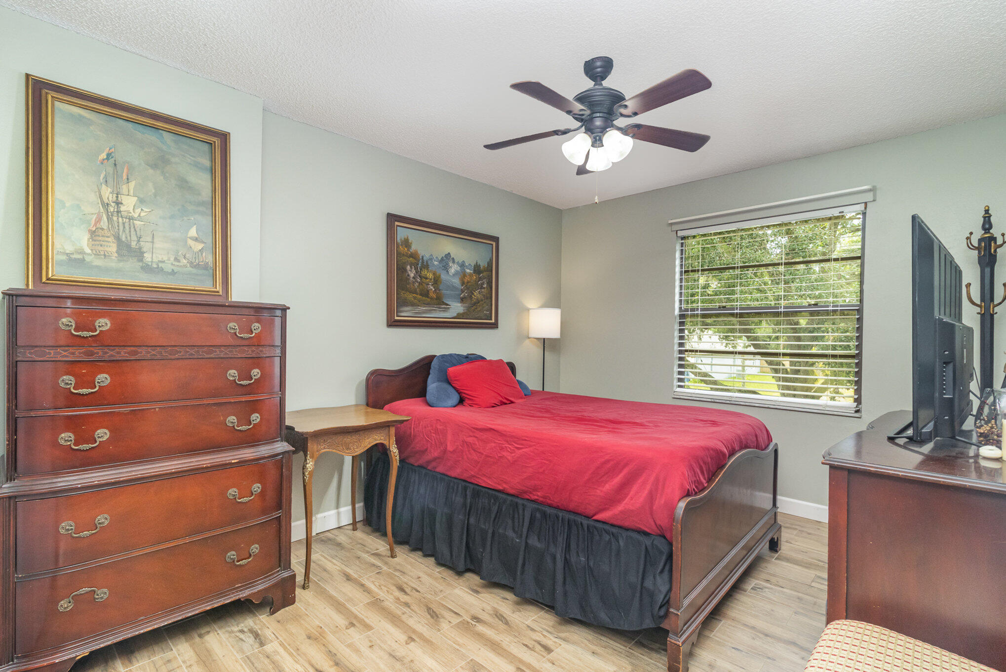 151 Greenbrier Avenue NW