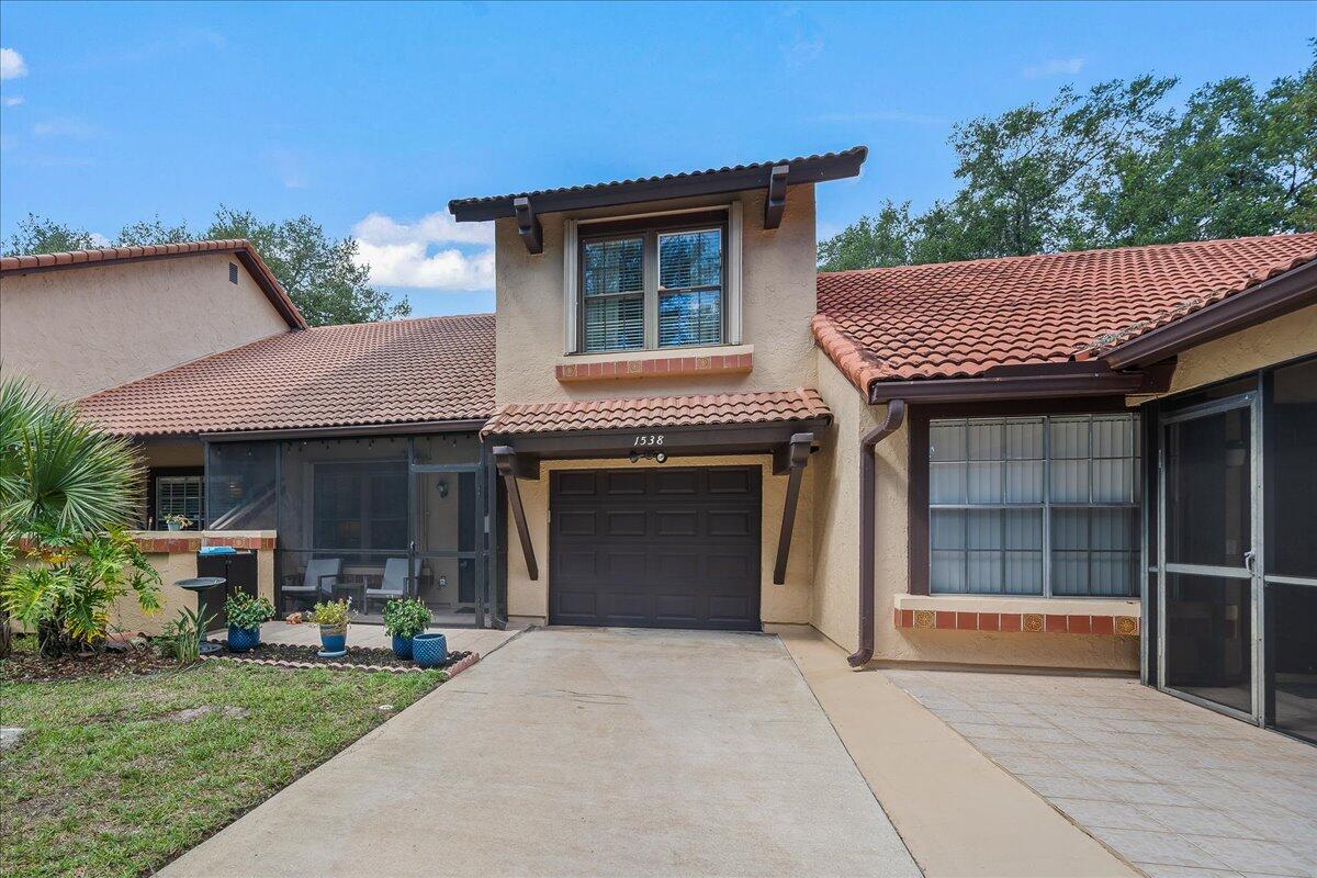 1538 Waldorf Circle NE