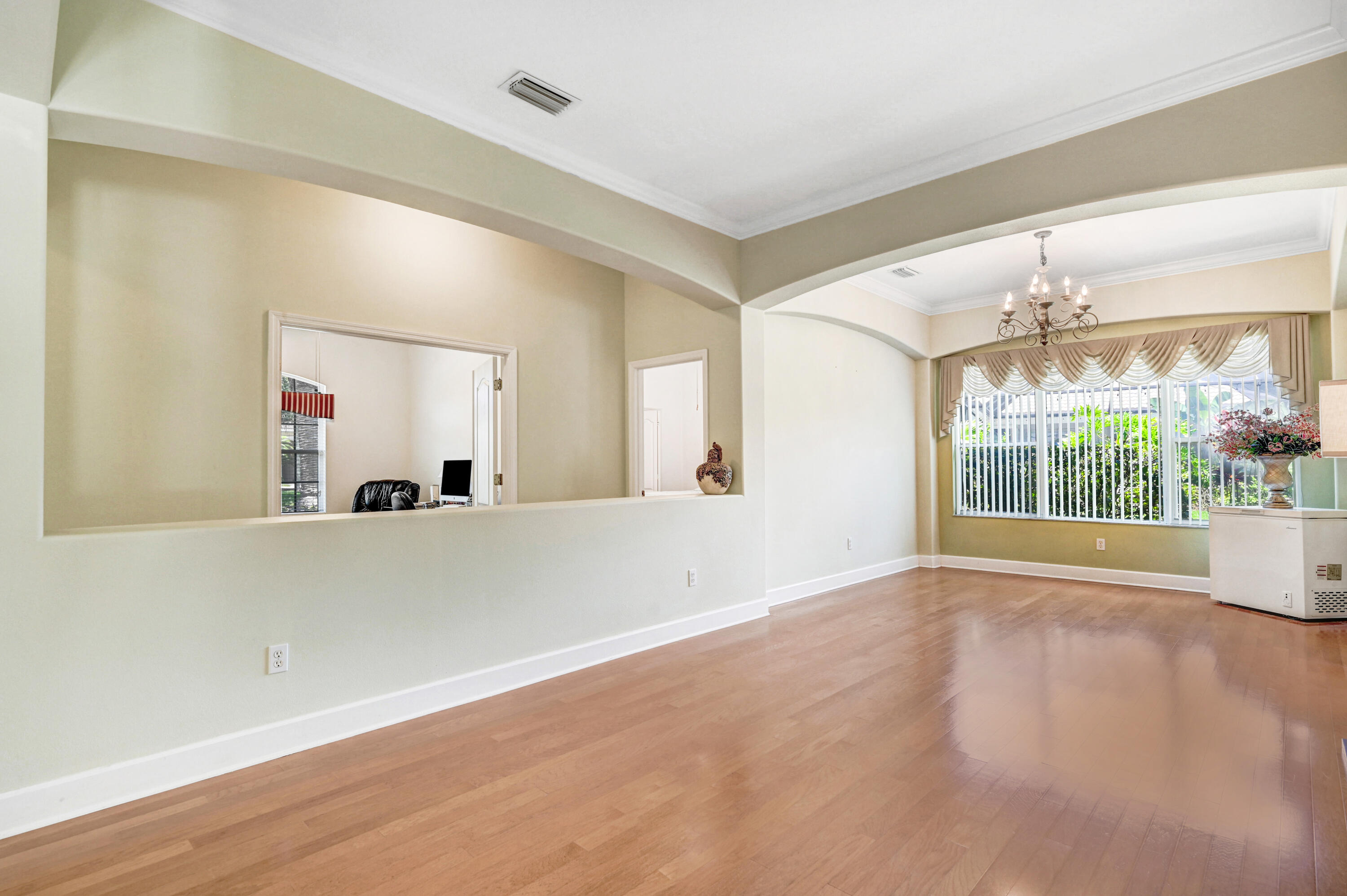 311 Sandhurst Drive